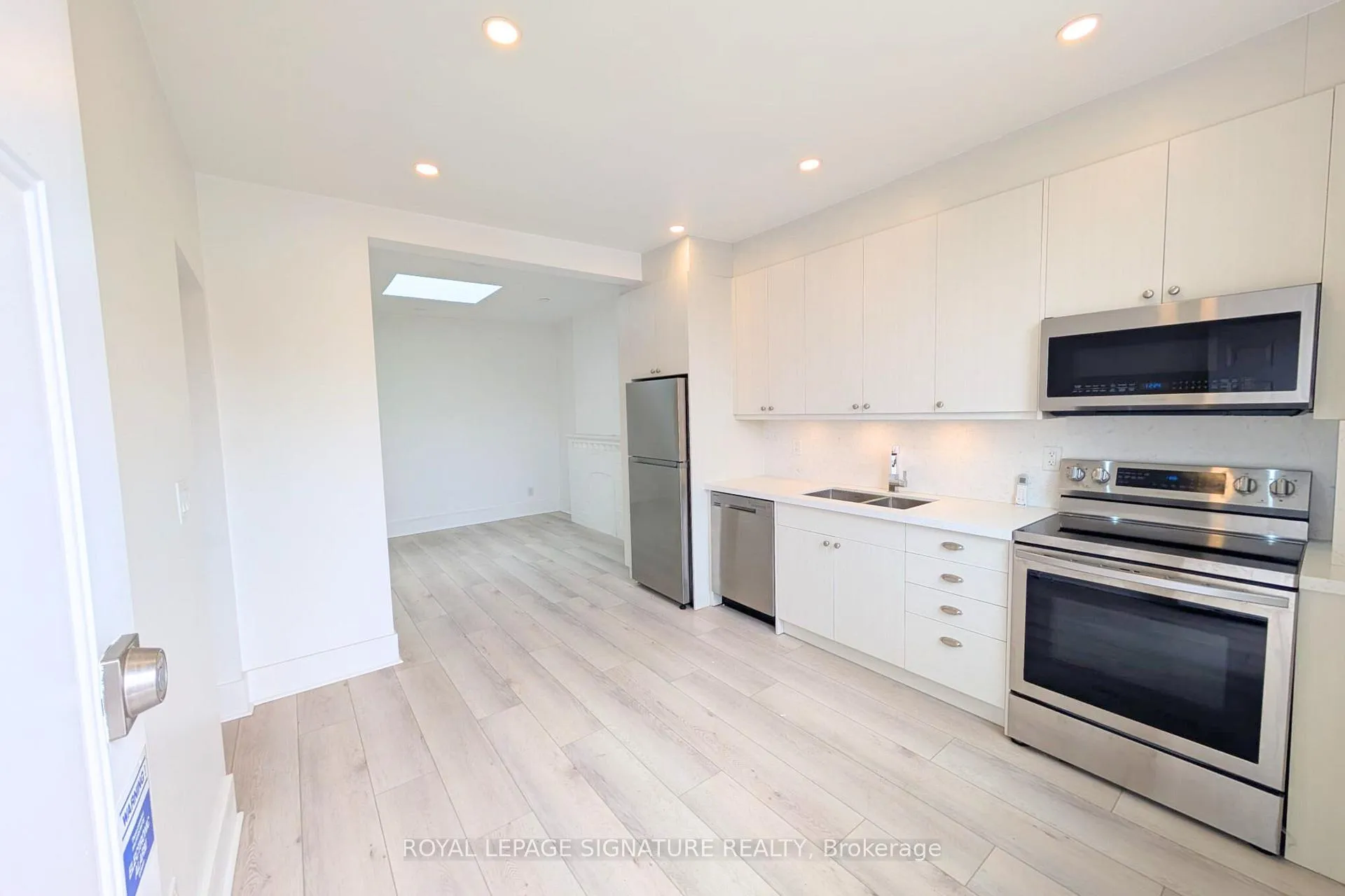 Photo 4 of Unit 3rd Floor, 784 College Street, Toronto, Palmerston-Little Italy — HOMEH