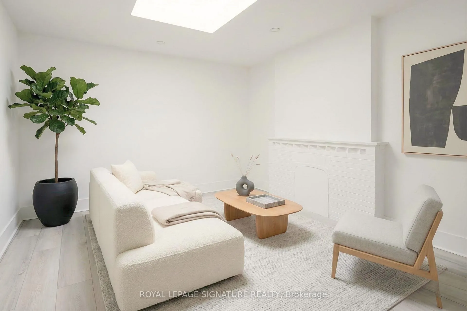 Photo 5 of Unit 3rd Floor, 784 College Street, Toronto, Palmerston-Little Italy — HOMEH