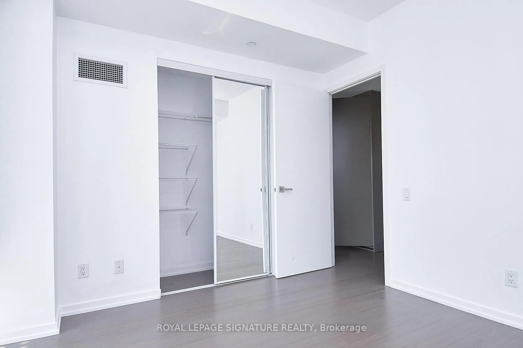 Photo 9 of Unit 2007, 101 Peter Street, Toronto, Waterfront Communities — HOMEH