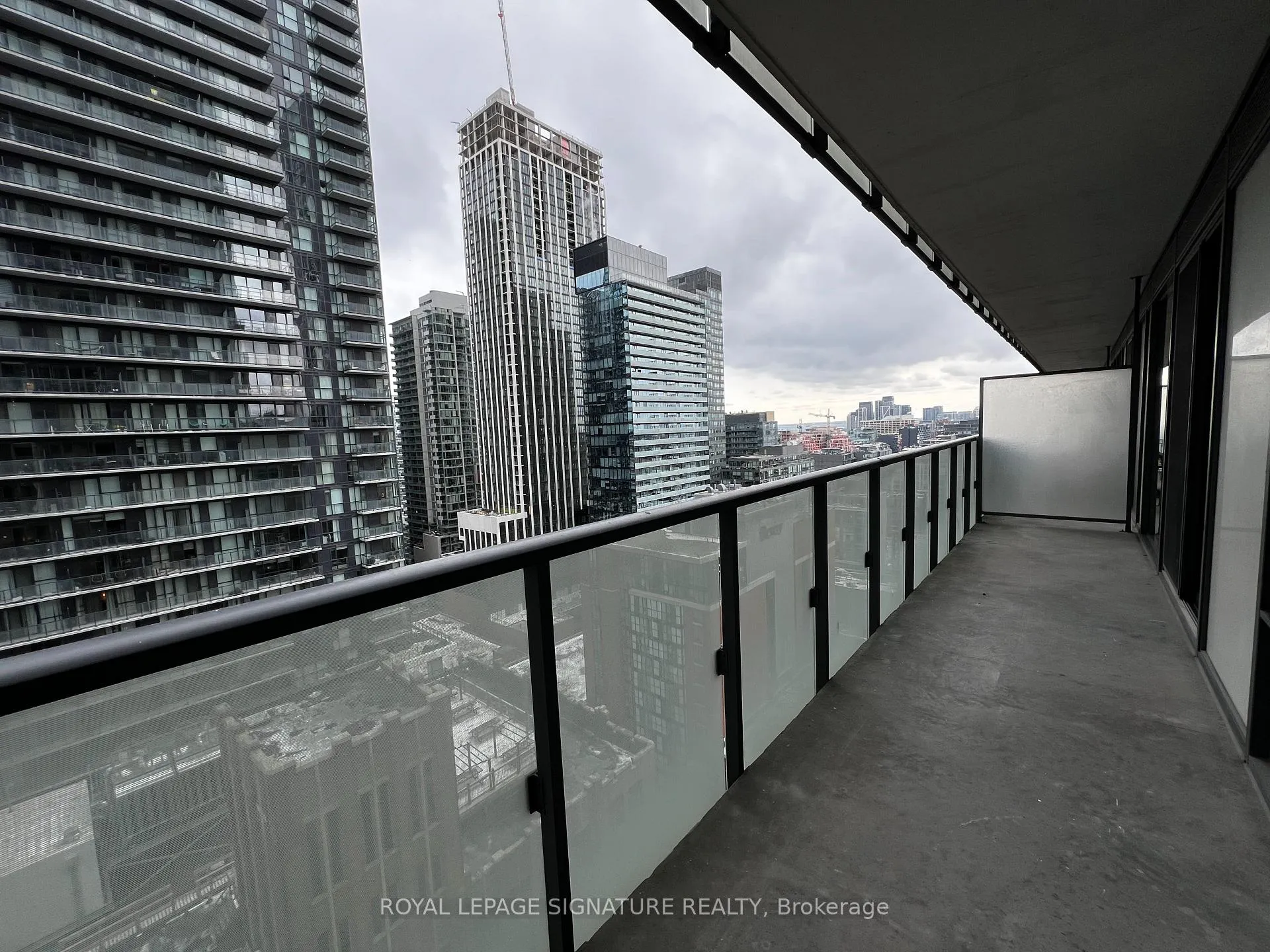 Photo 11 of Unit 2007, 101 Peter Street, Toronto, Waterfront Communities — HOMEH