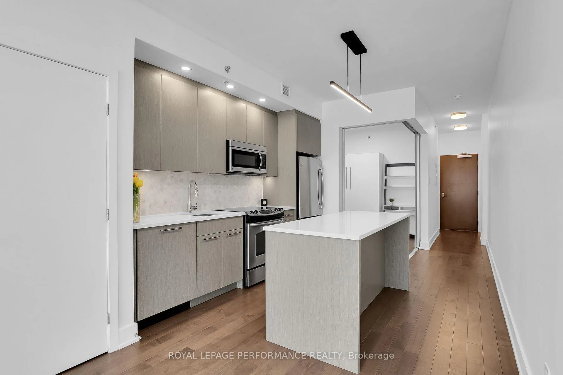 Photo 4 of Unit 413, 88 Richmond Road, Ottawa, Westboro/Hampton Park — HOMEH