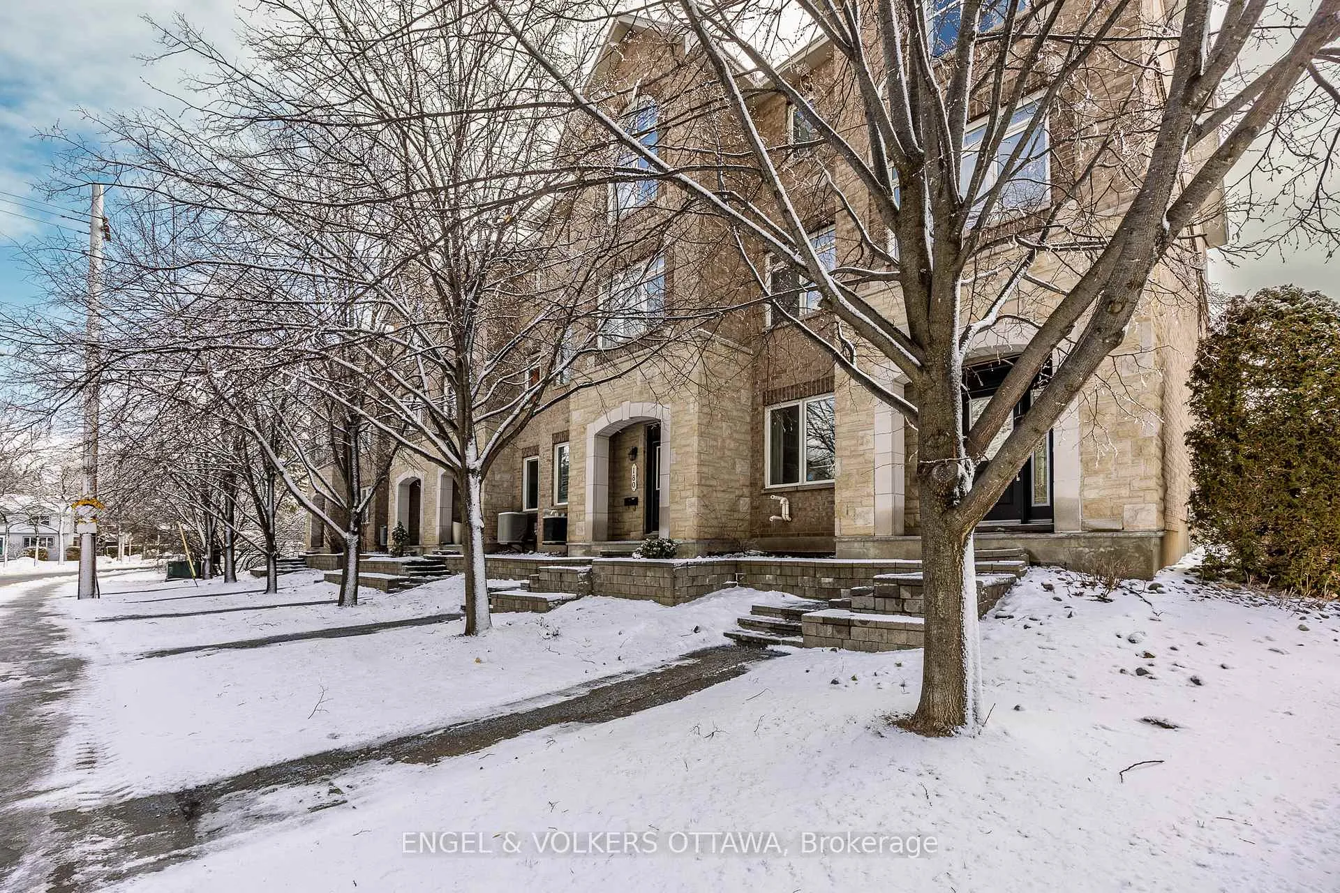 Front of 180 Lanark Avenue