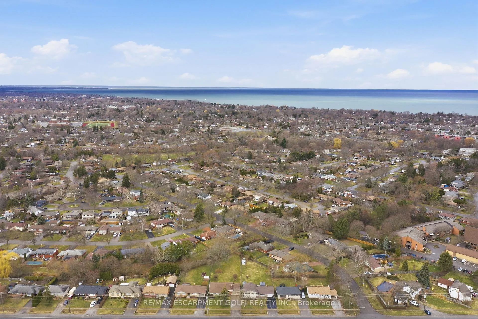 Photo 35 of 651 Niagara Street, St. Catharines, Vine/Linwell — HOMEH