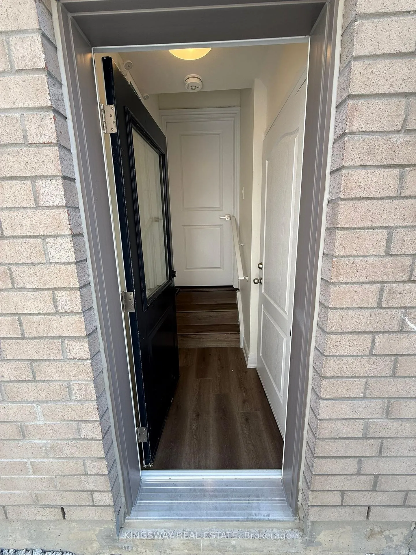 Photo 3 of 2111 Wilson Street, Innisfil, Alcona — HOMEH