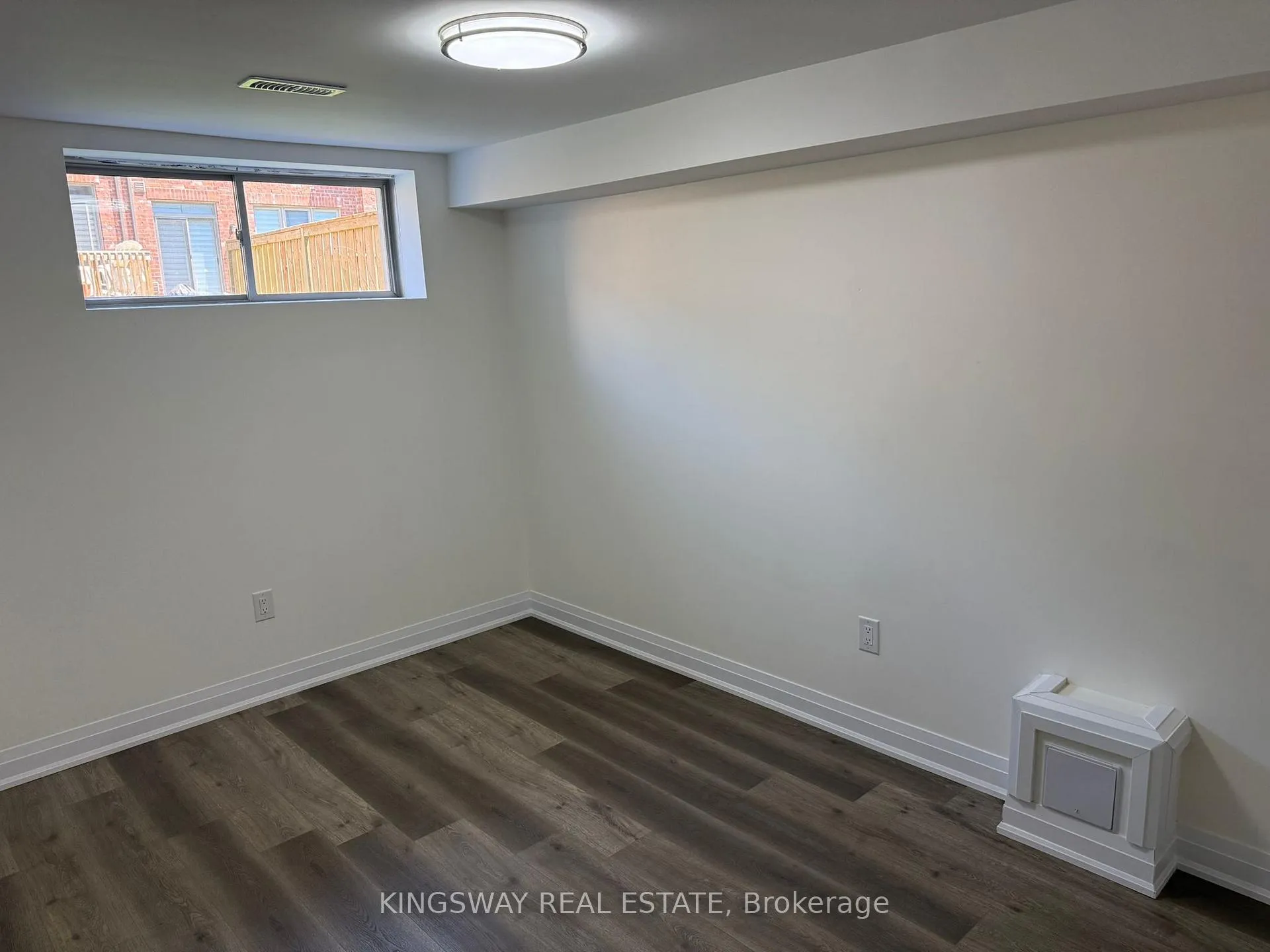 Photo 12 of 2111 Wilson Street, Innisfil, Alcona — HOMEH