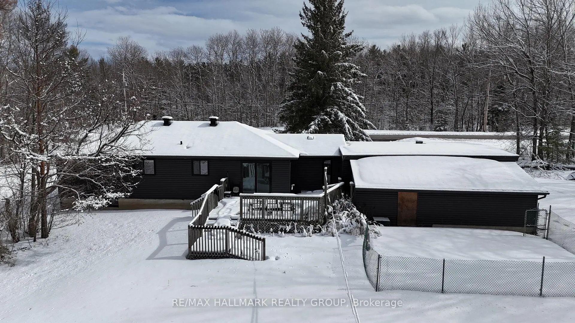 Photo 10 of 161 Bishop Davis Drive, Ottawa, Constance Bay — HOMEH
