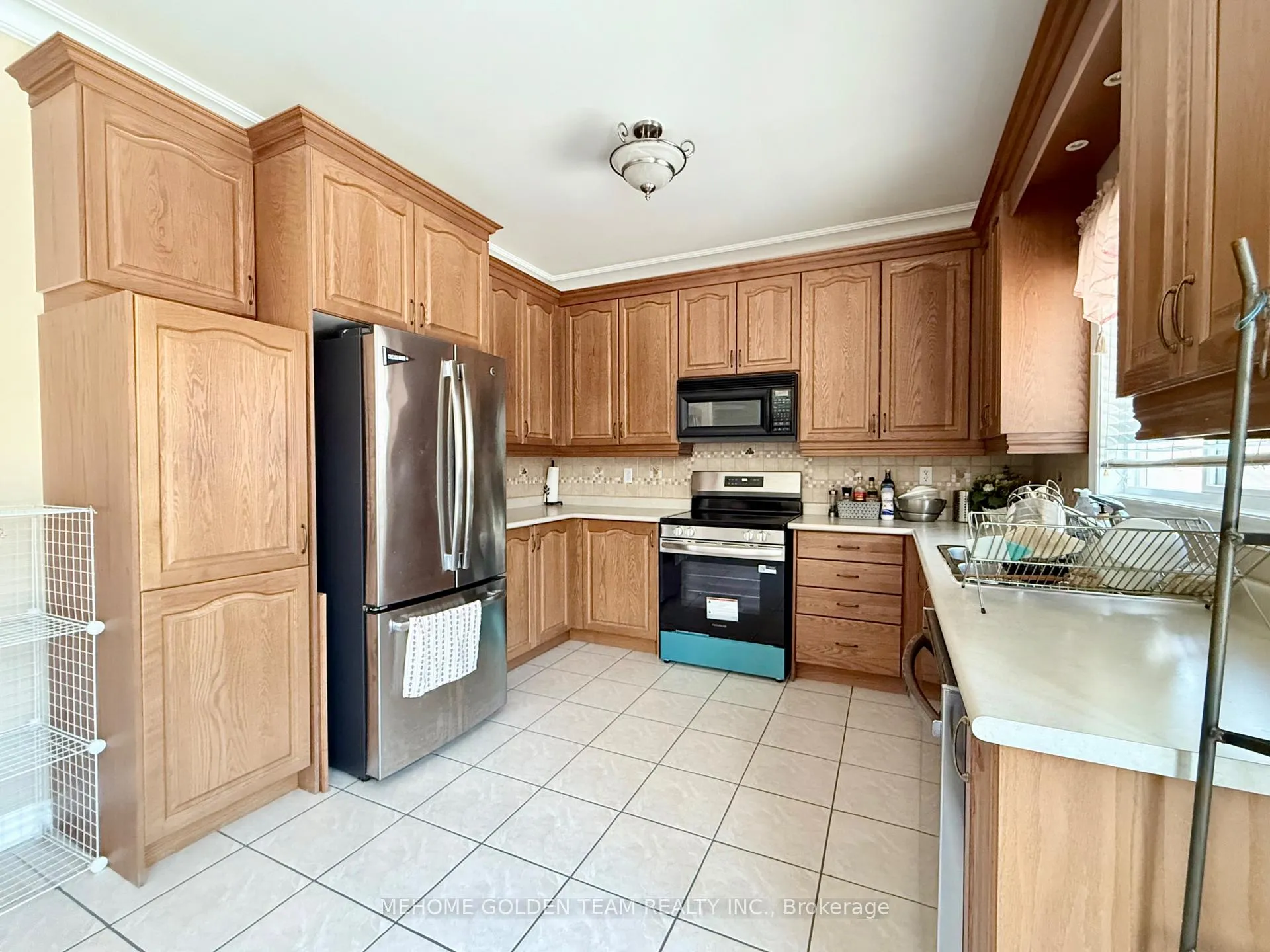 Photo 4 of 57 Ten Oaks Boulevard, Vaughan, Patterson — HOMEH