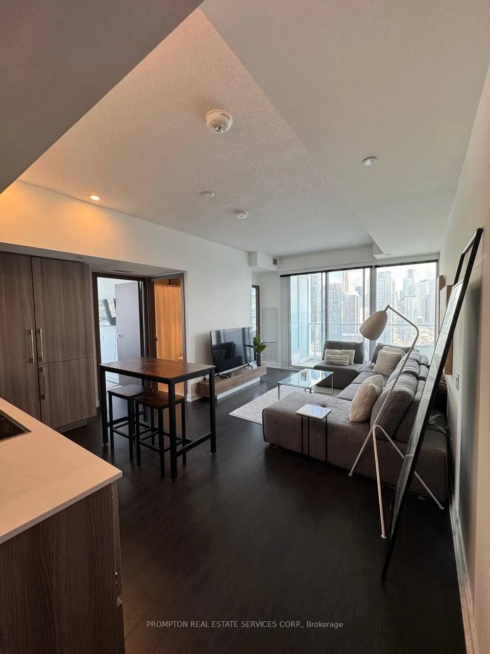 Photo 3 of Unit 3510, 17 Bathurst Street, Toronto, Waterfront Communities — HOMEH