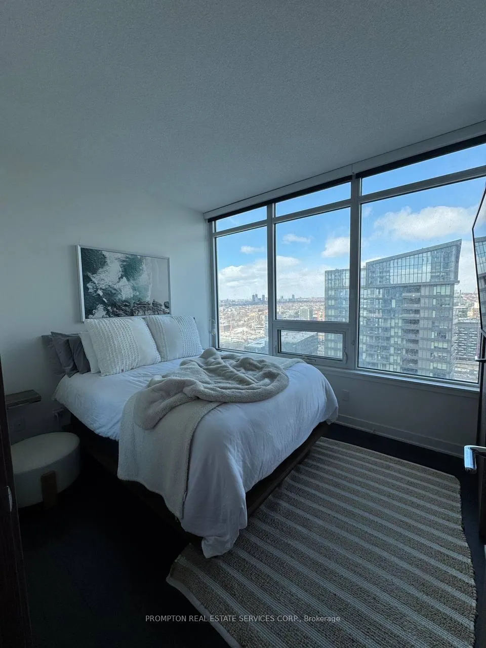 Photo 4 of Unit 3510, 17 Bathurst Street, Toronto, Waterfront Communities — HOMEH