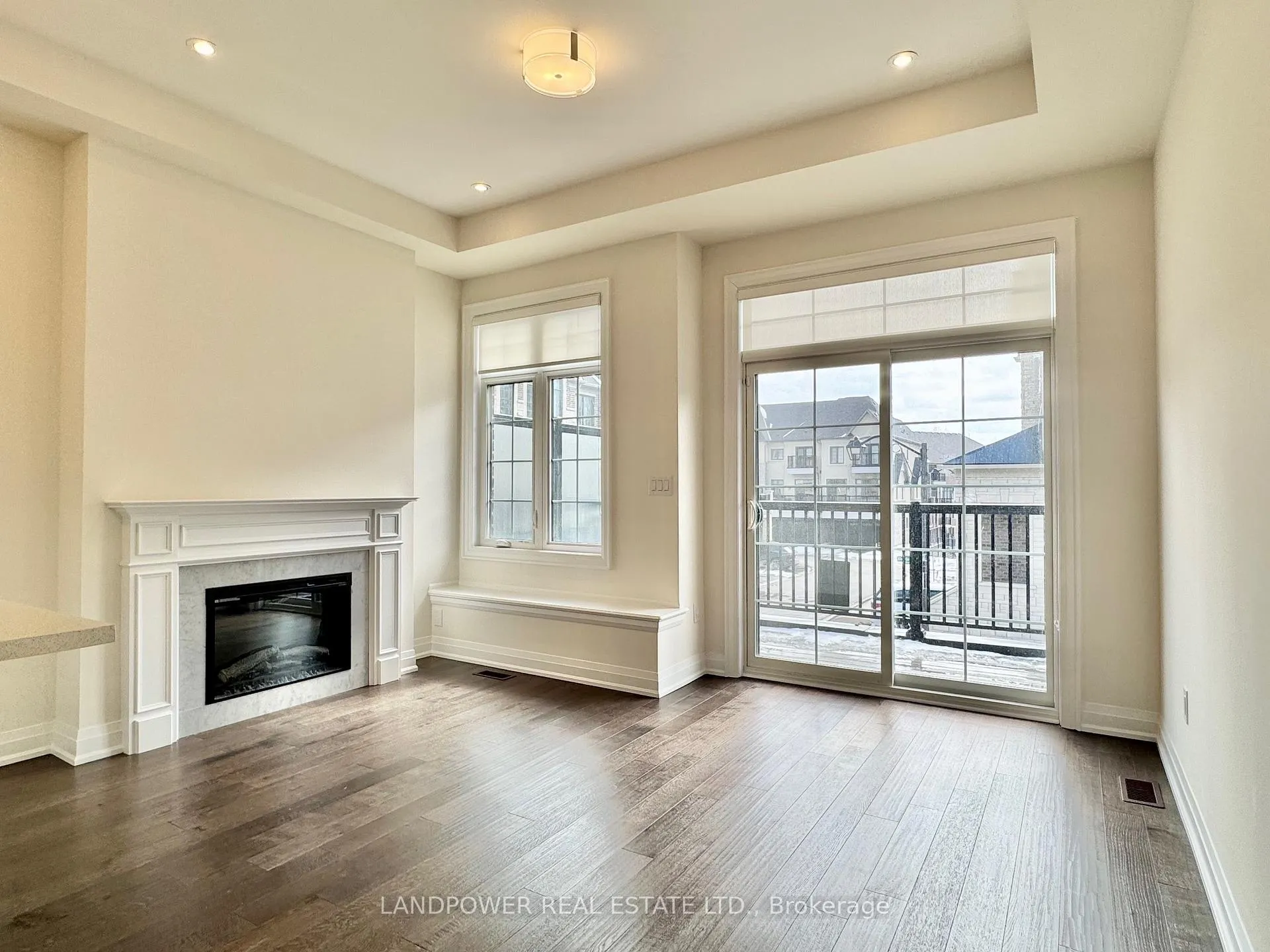 Photo 5 of 4181 Major Mackenzie Drive E, Markham, Angus Glen — HOMEH