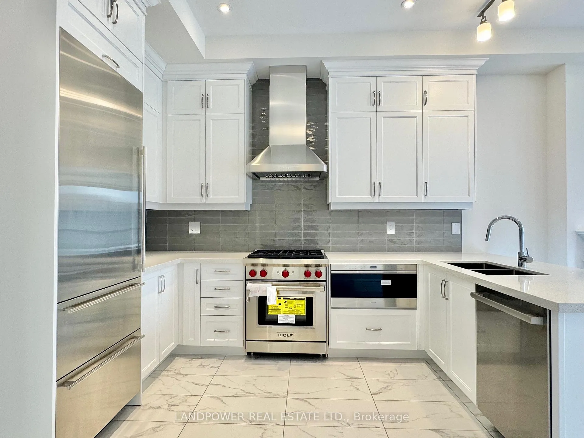 Photo 8 of 4181 Major Mackenzie Drive E, Markham, Angus Glen — HOMEH