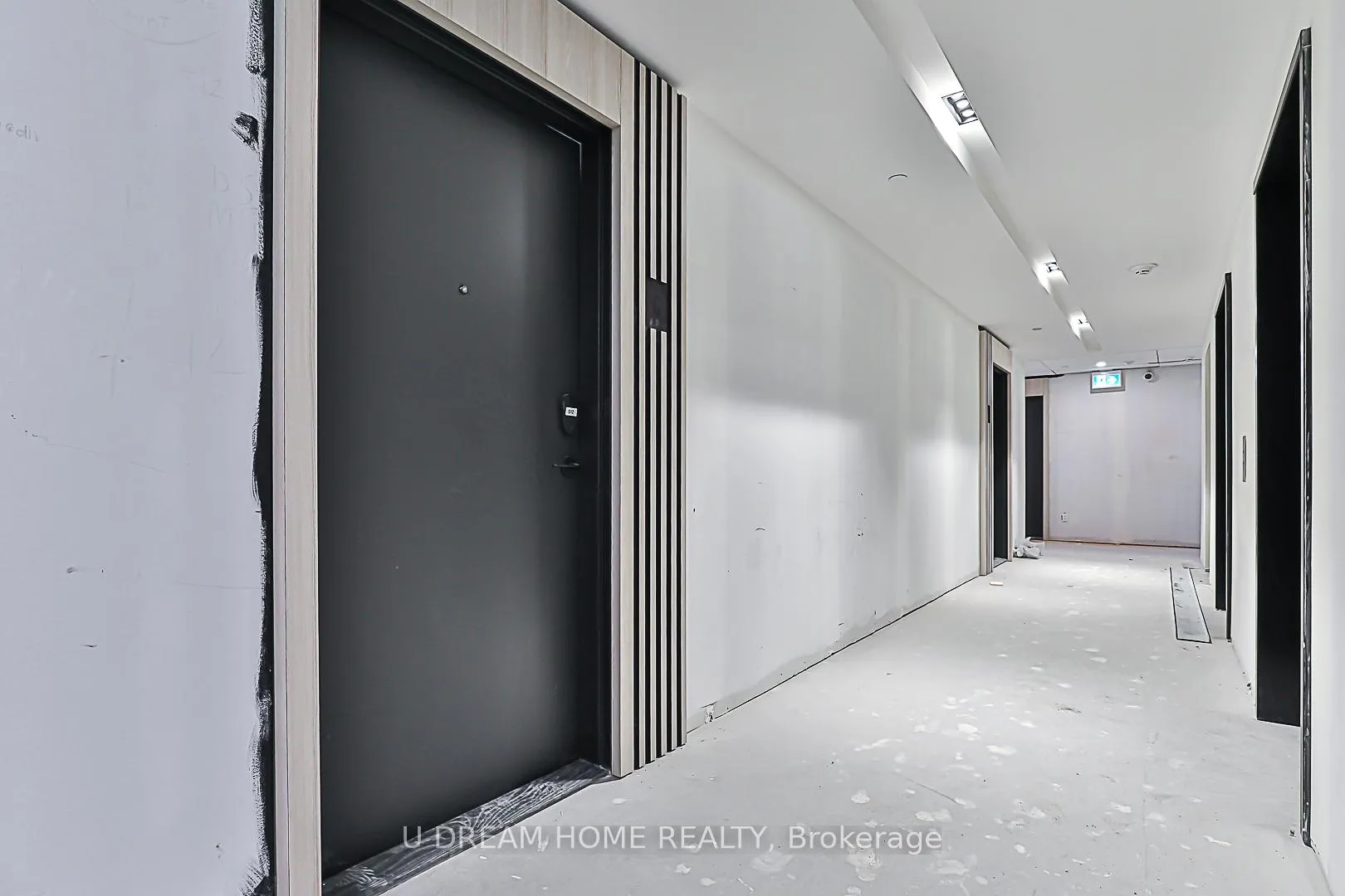 Photo 2 of Unit 512, 38 Andre De Grasse Street, Markham, Unionville — HOMEH