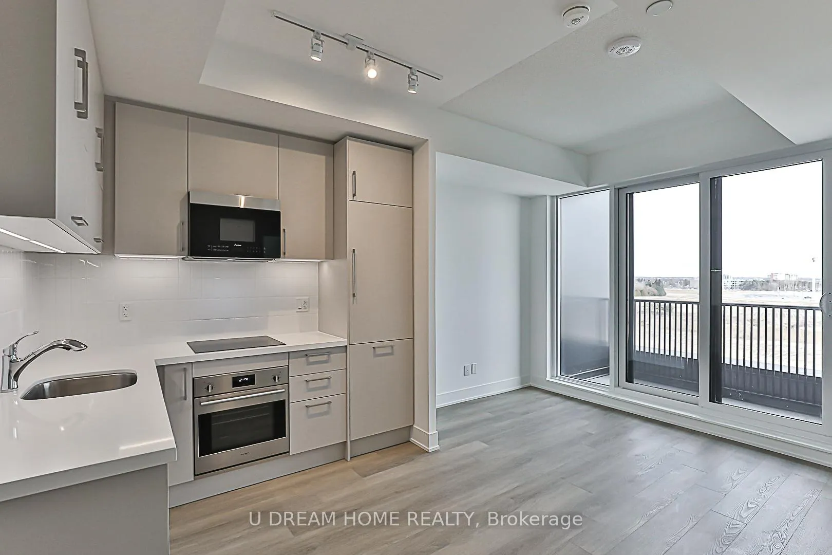 Photo 5 of Unit 512, 38 Andre De Grasse Street, Markham, Unionville — HOMEH