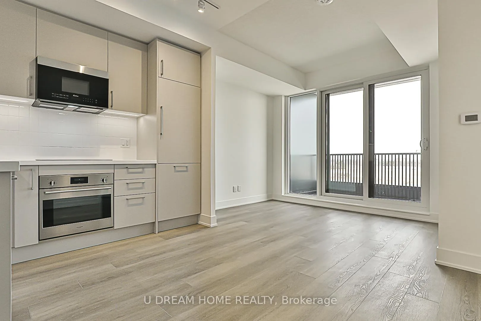 Photo 13 of Unit 512, 38 Andre De Grasse Street, Markham, Unionville — HOMEH