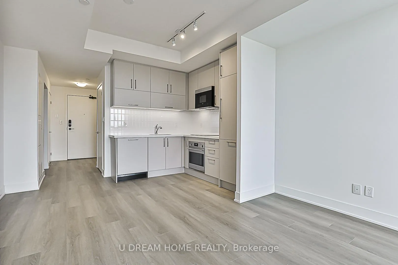 Photo 15 of Unit 512, 38 Andre De Grasse Street, Markham, Unionville — HOMEH
