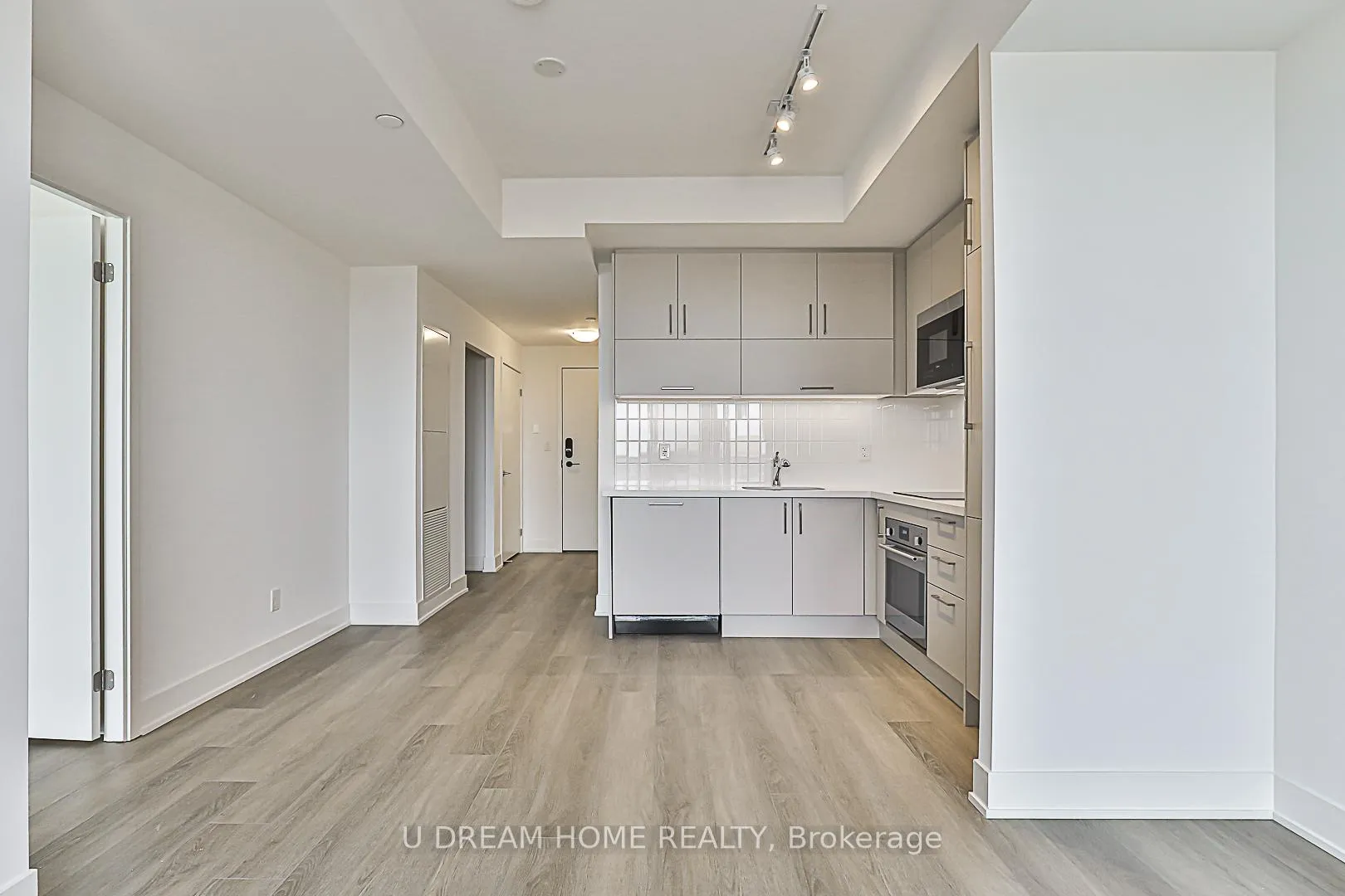 Photo 16 of Unit 512, 38 Andre De Grasse Street, Markham, Unionville — HOMEH