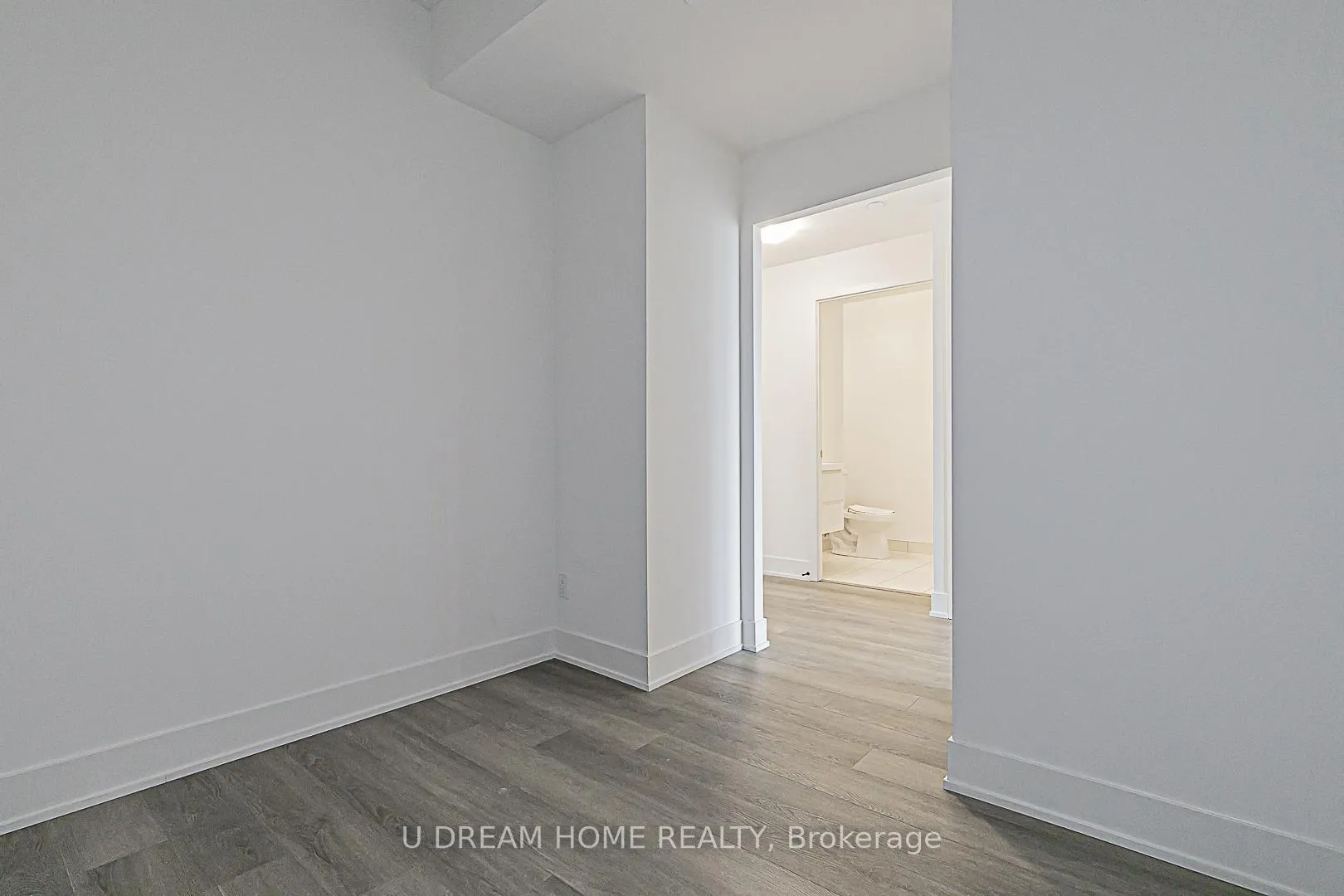 Photo 22 of Unit 512, 38 Andre De Grasse Street, Markham, Unionville — HOMEH
