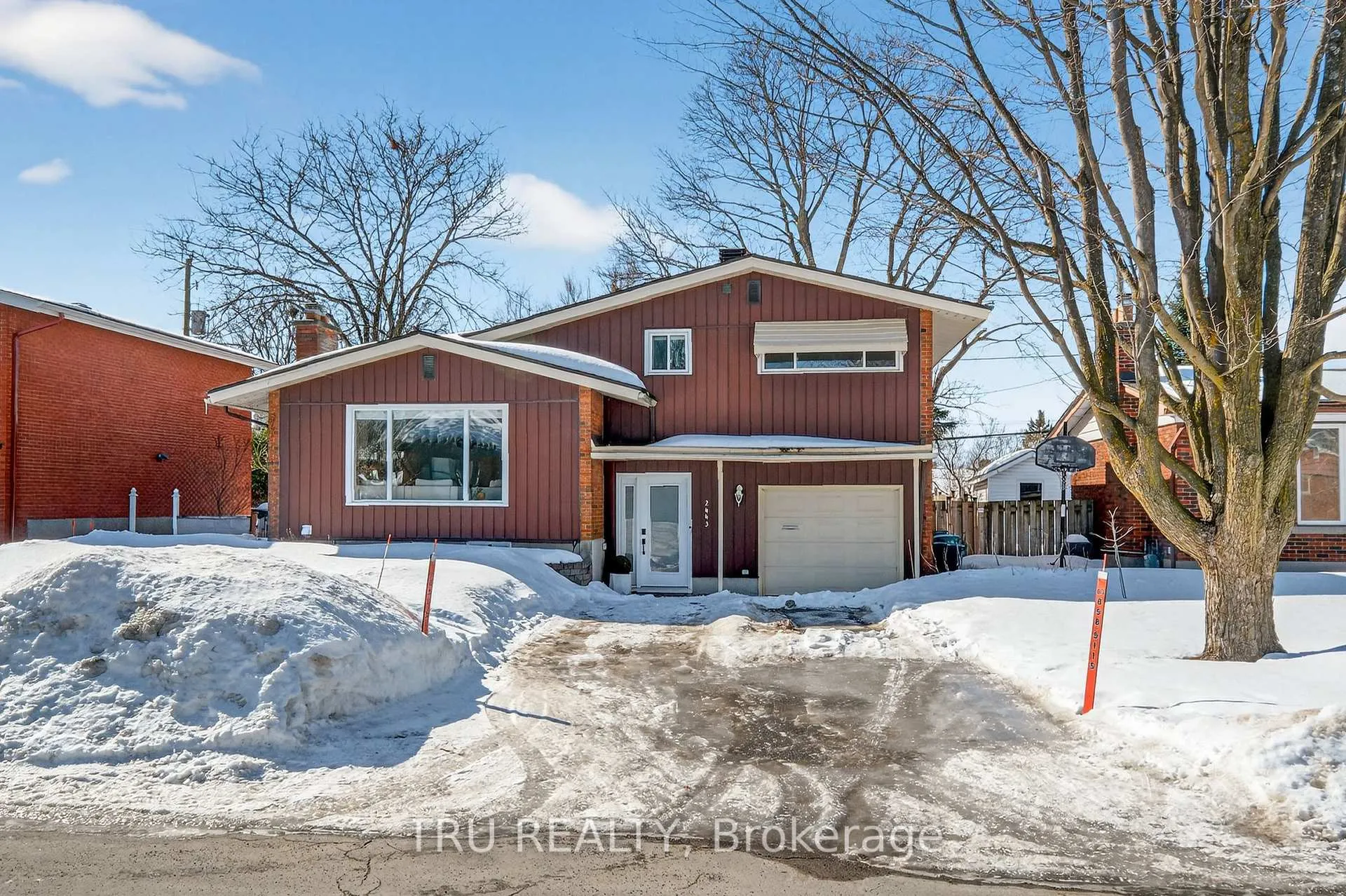 Front of Unit A, 2443 Sudbury Avenue