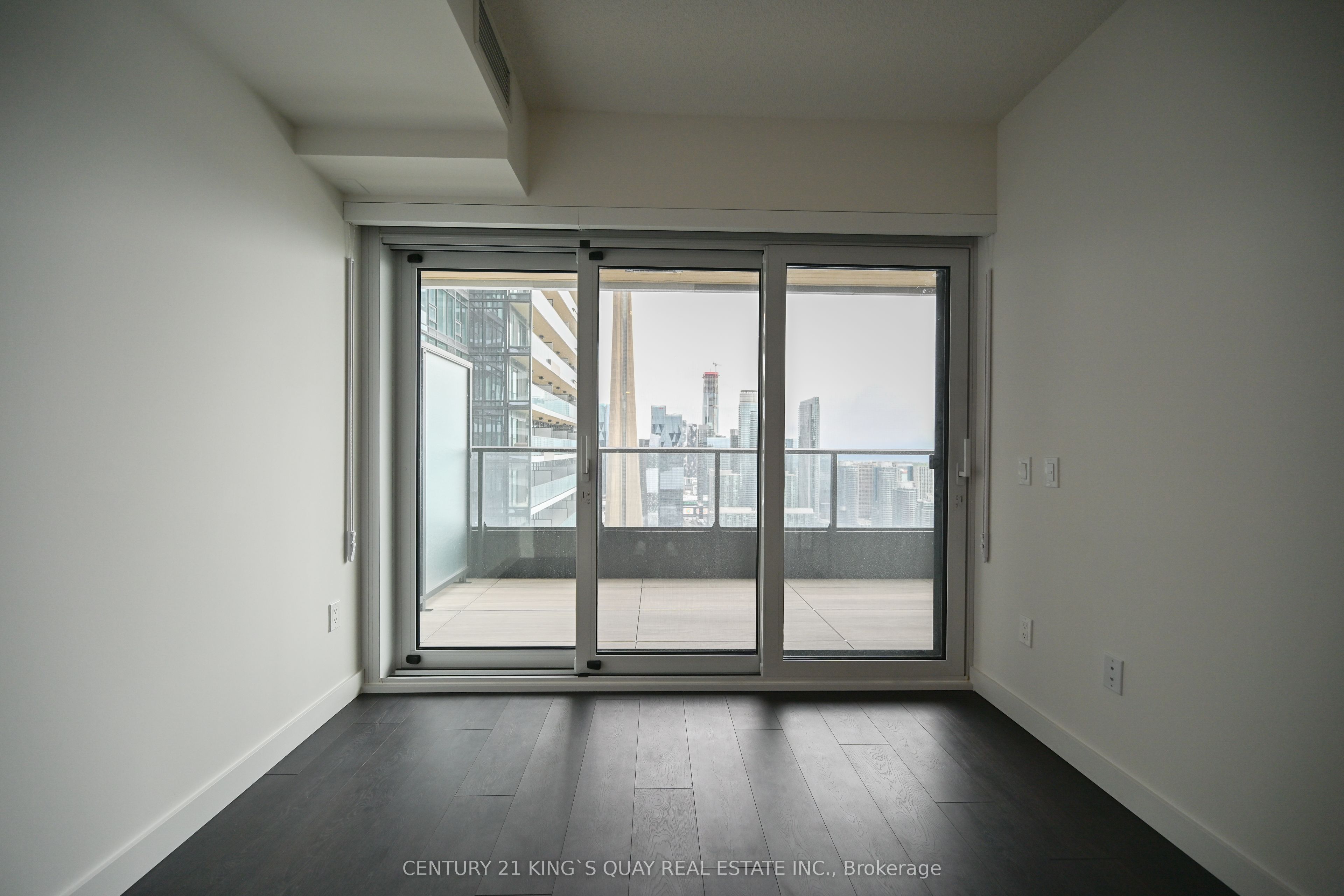 Front of Unit 5007, 3 Concord Cityplace Way