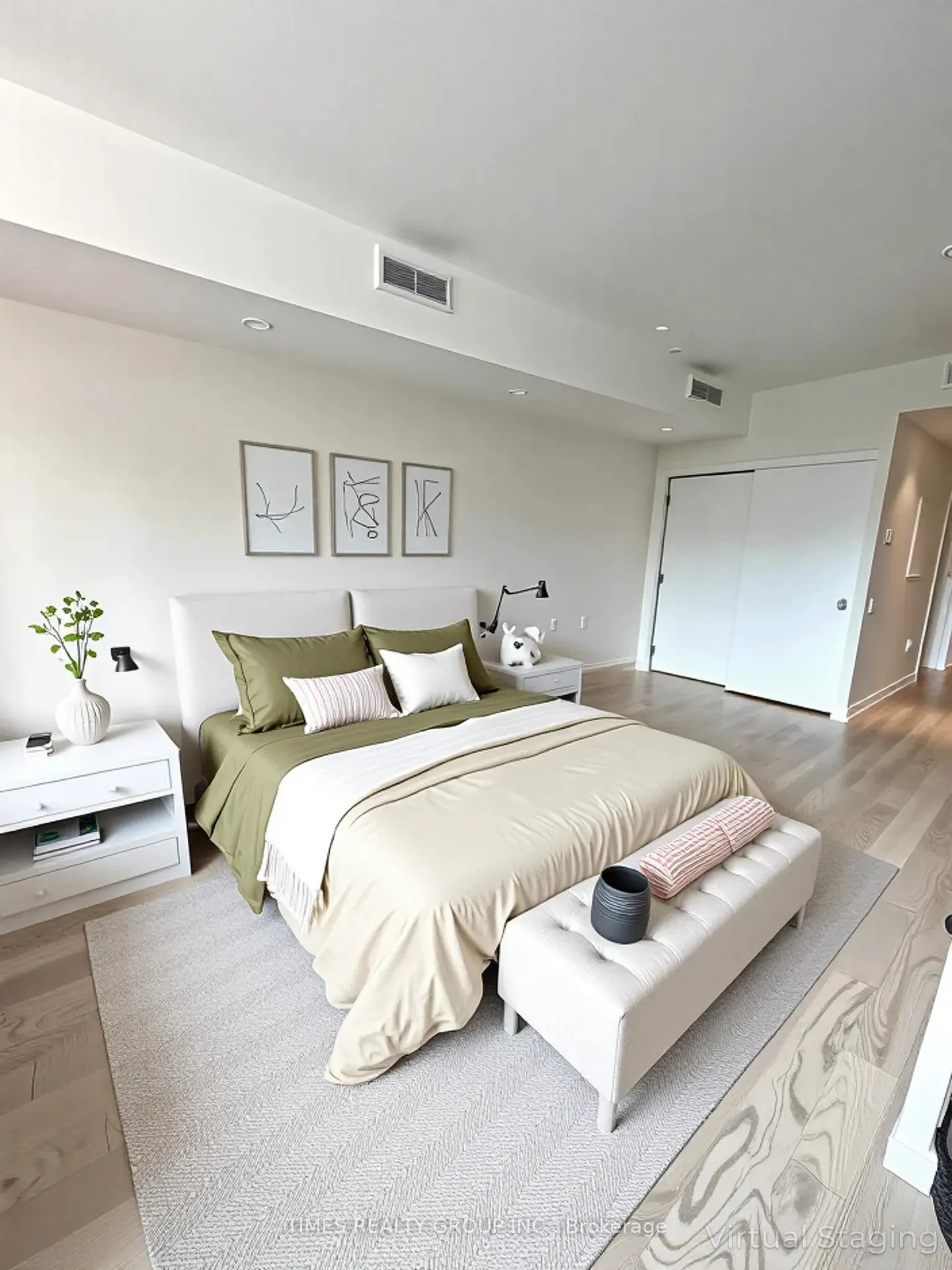Photo 2 of Unit 608, 60 Colborne Street, Toronto, Church-Yonge Corridor — HOMEH