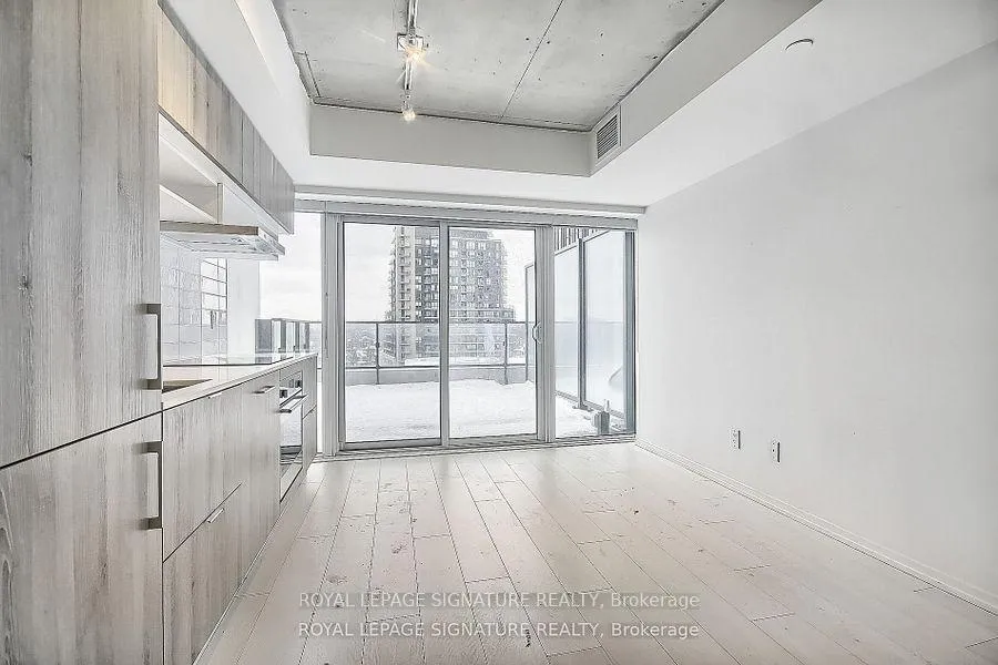 Photo 2 of Unit 816, 5 Soudan Avenue, Toronto, Mount Pleasant West — HOMEH