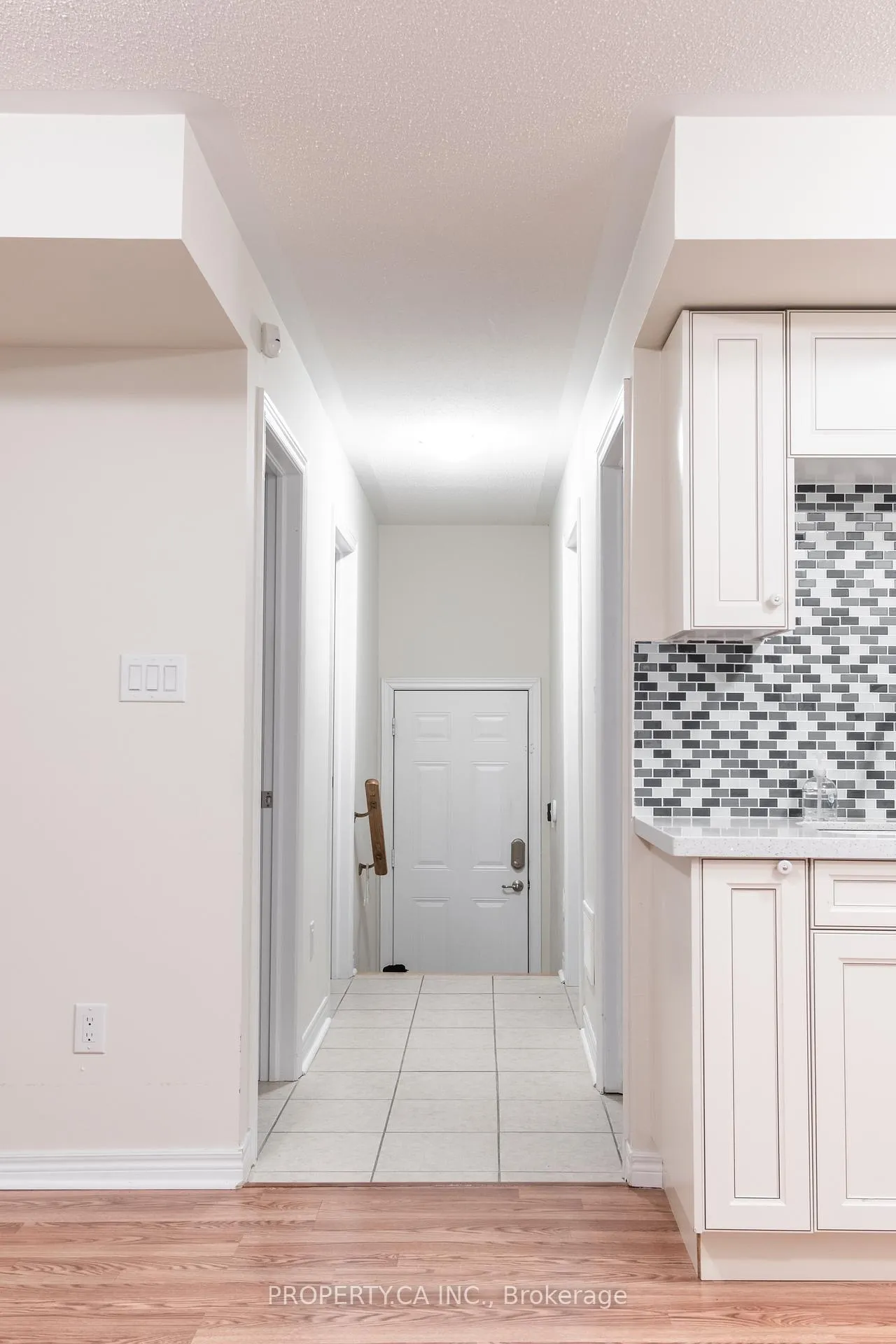 Photo 9 of Unit Lower, 70 Grand Trunk Avenue, Vaughan, Patterson — HOMEH