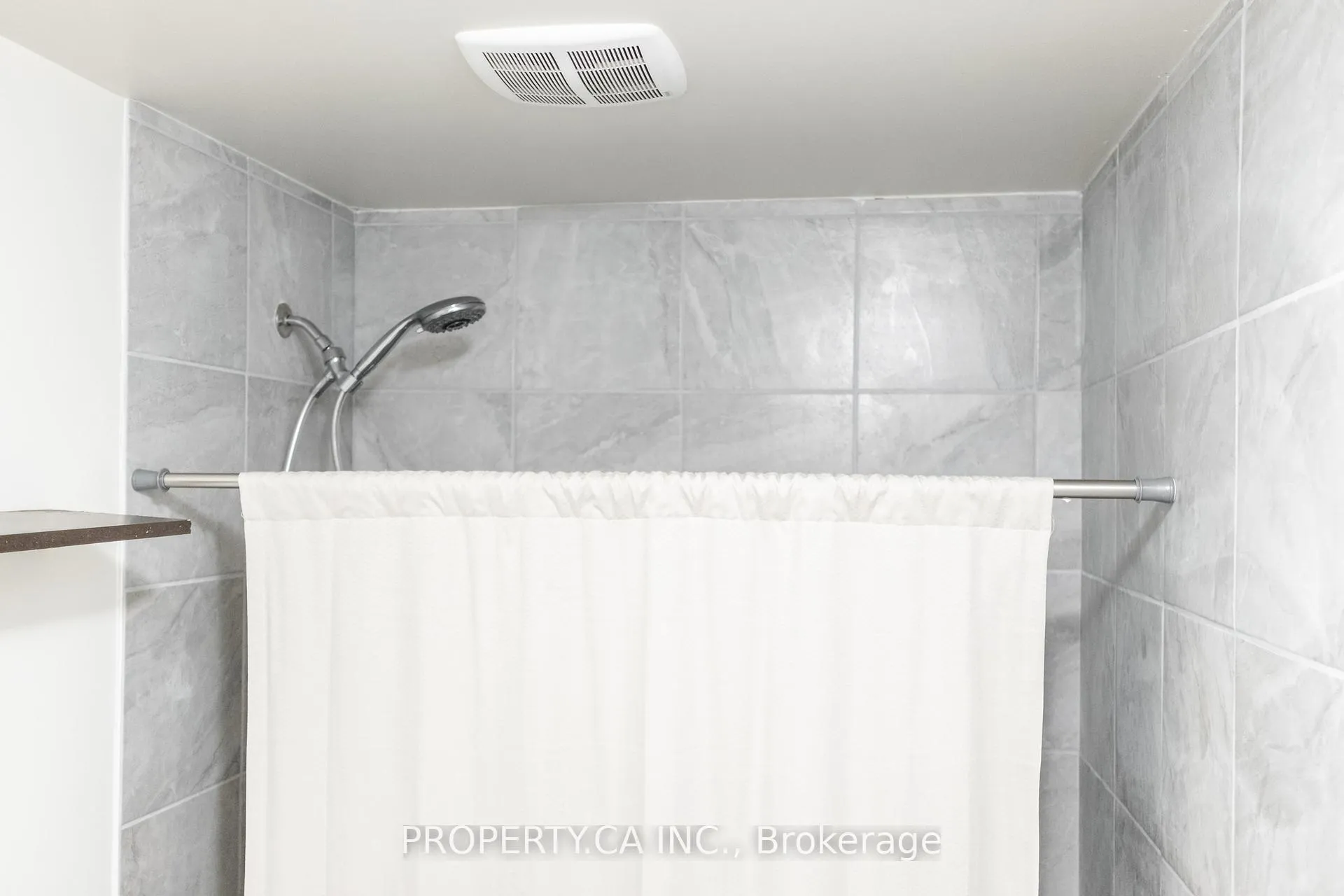 Photo 15 of Unit Lower, 70 Grand Trunk Avenue, Vaughan, Patterson — HOMEH
