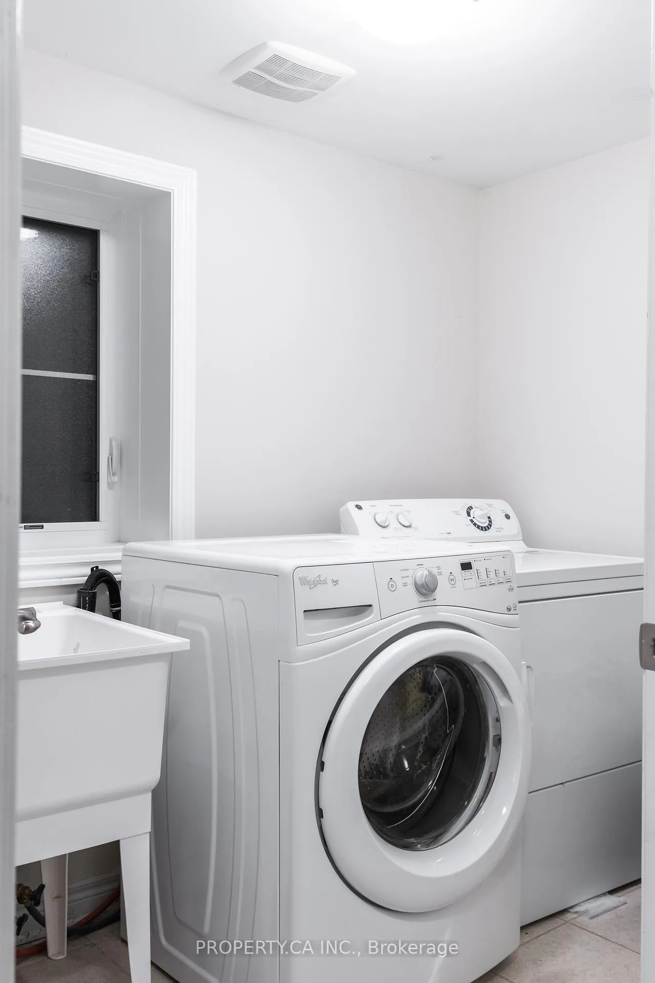 Photo 19 of Unit Lower, 70 Grand Trunk Avenue, Vaughan, Patterson — HOMEH