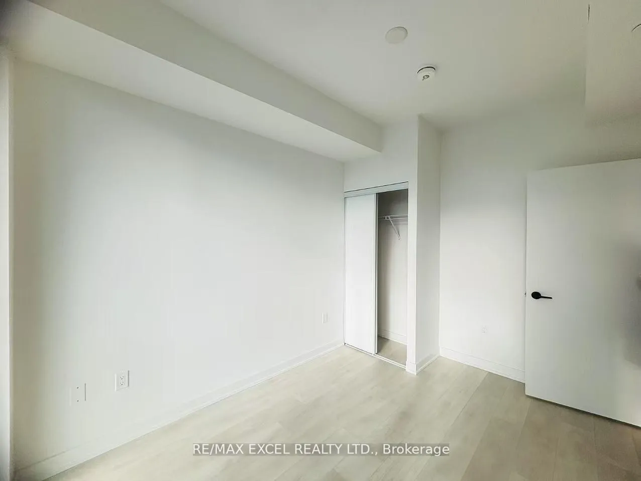 Photo 16 of Unit 3404S, 127 Broadway Avenue, Toronto, Mount Pleasant West — HOMEH