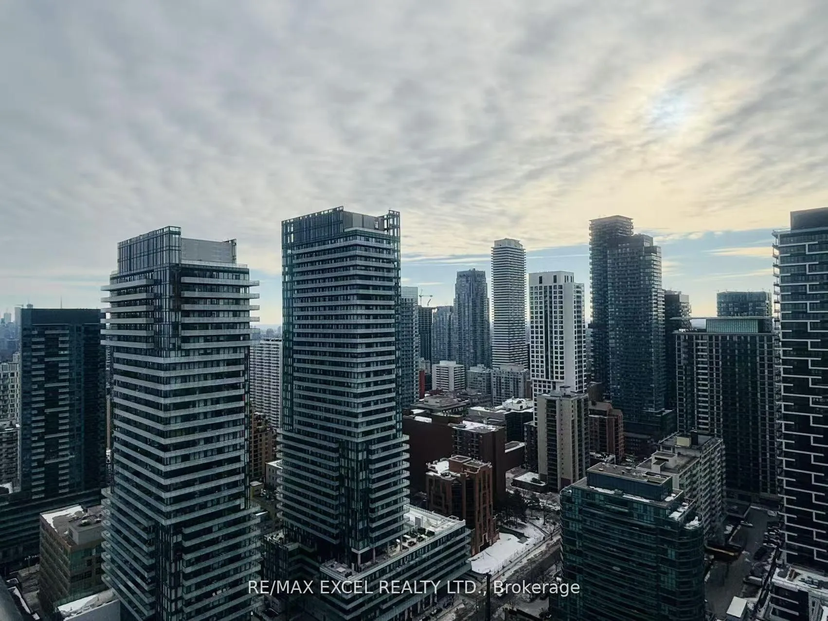 Photo 21 of Unit 3404S, 127 Broadway Avenue, Toronto, Mount Pleasant West — HOMEH