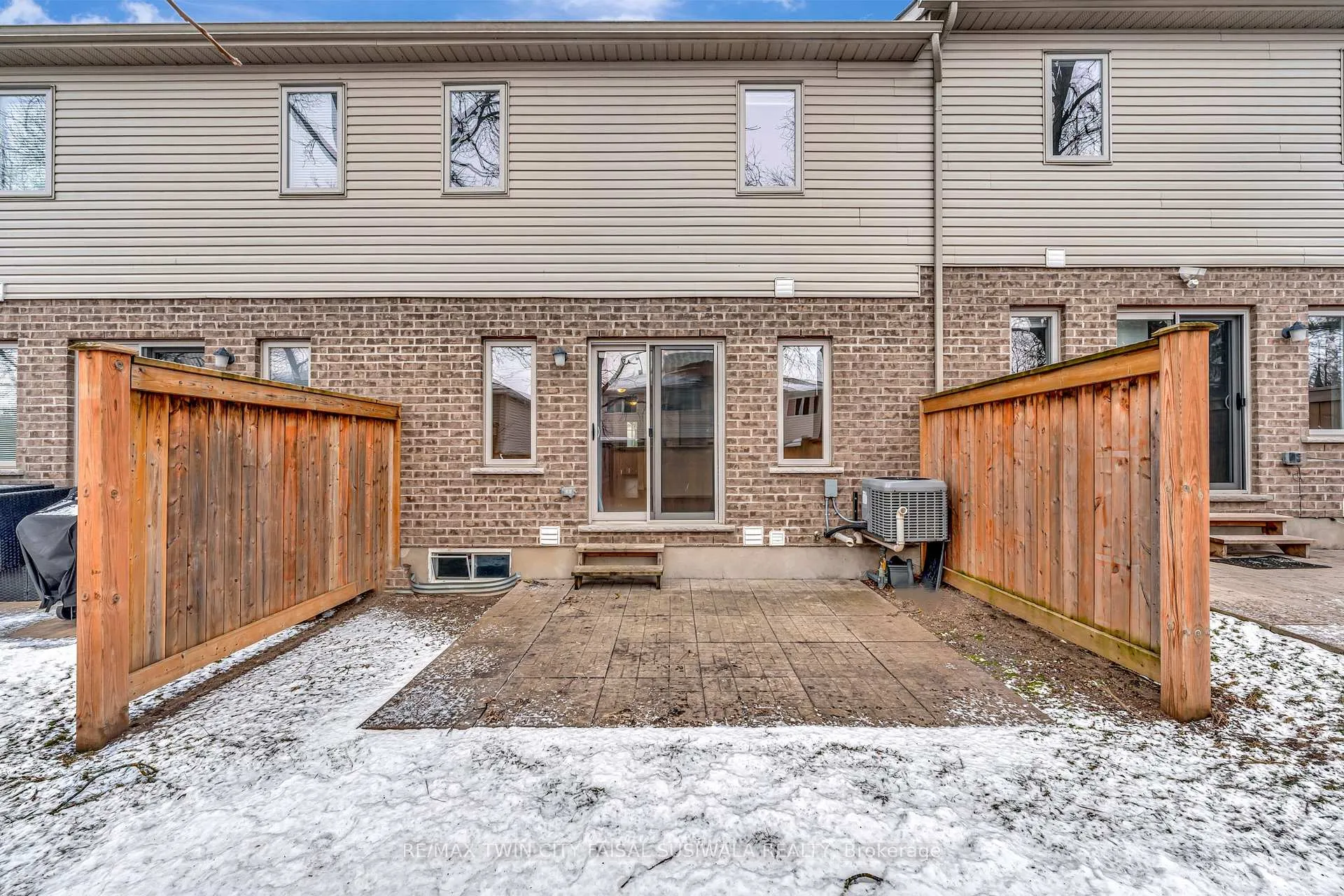 Photo 3 of Unit 57, 50 Pinnacle Drive, Kitchener — HOMEH
