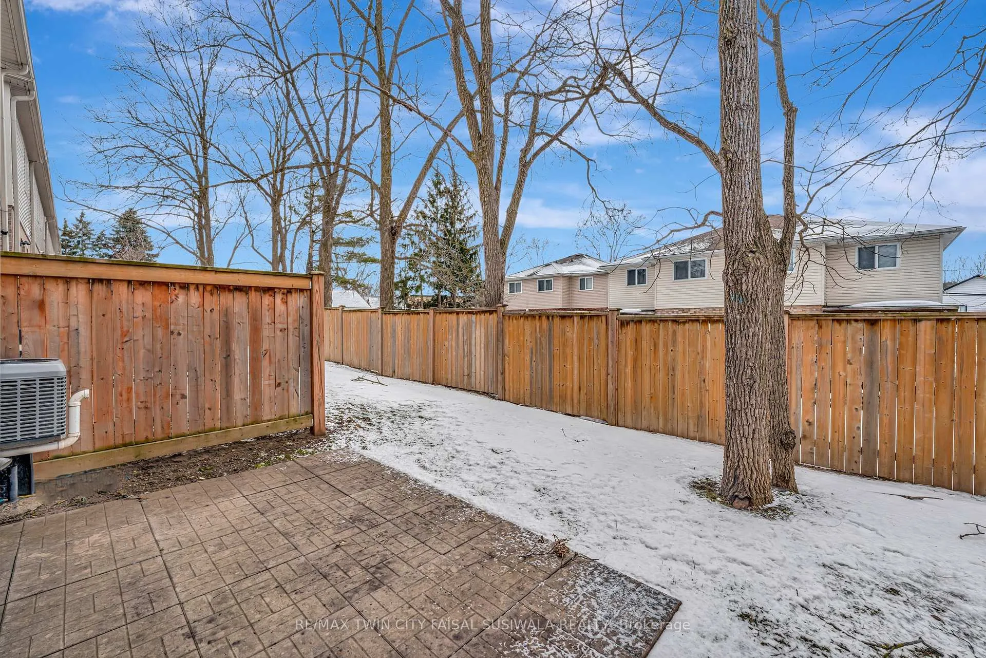 Photo 4 of Unit 57, 50 Pinnacle Drive, Kitchener — HOMEH