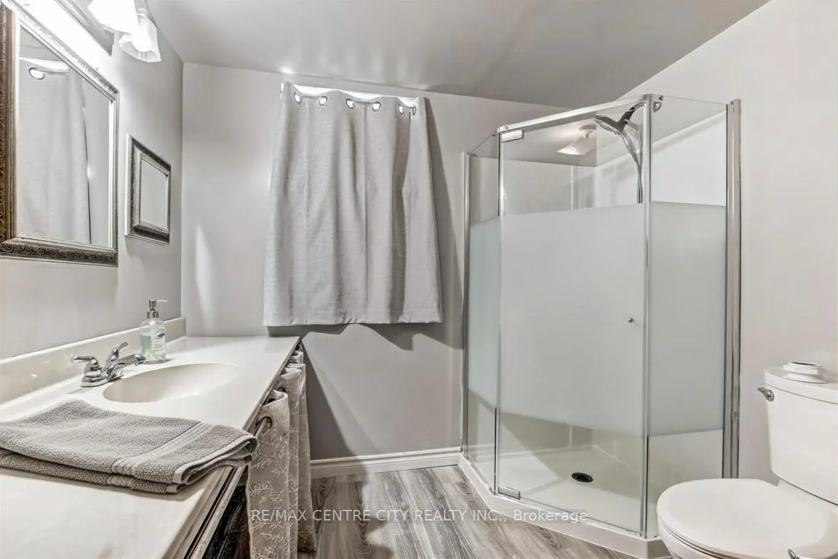 Photo 21 of 124 Fairview Avenue, St. Thomas — HOMEH