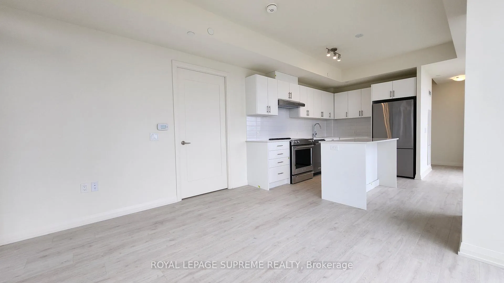 Photo 3 of Unit 1915, 8960 Jane Street, Vaughan, Vellore Village — HOMEH