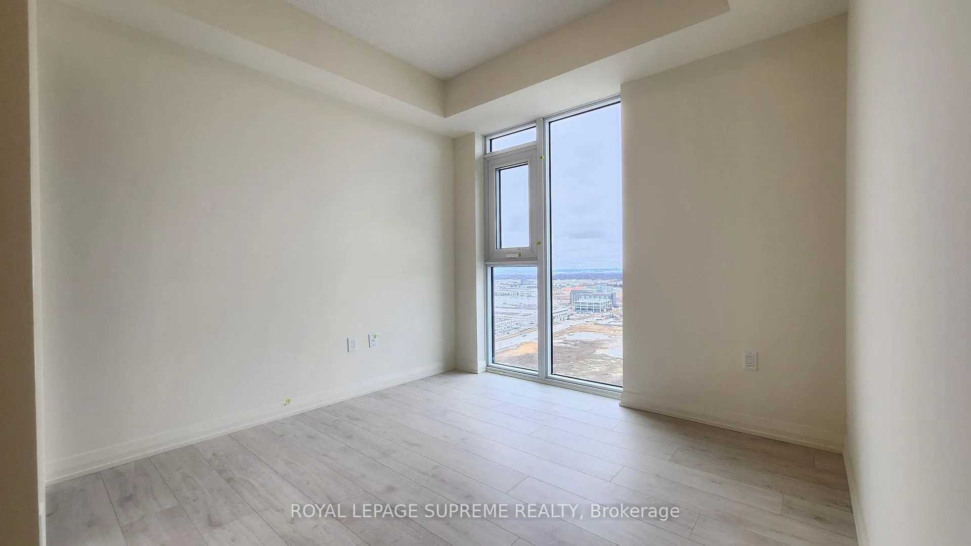 Photo 15 of Unit 1915, 8960 Jane Street, Vaughan, Vellore Village — HOMEH
