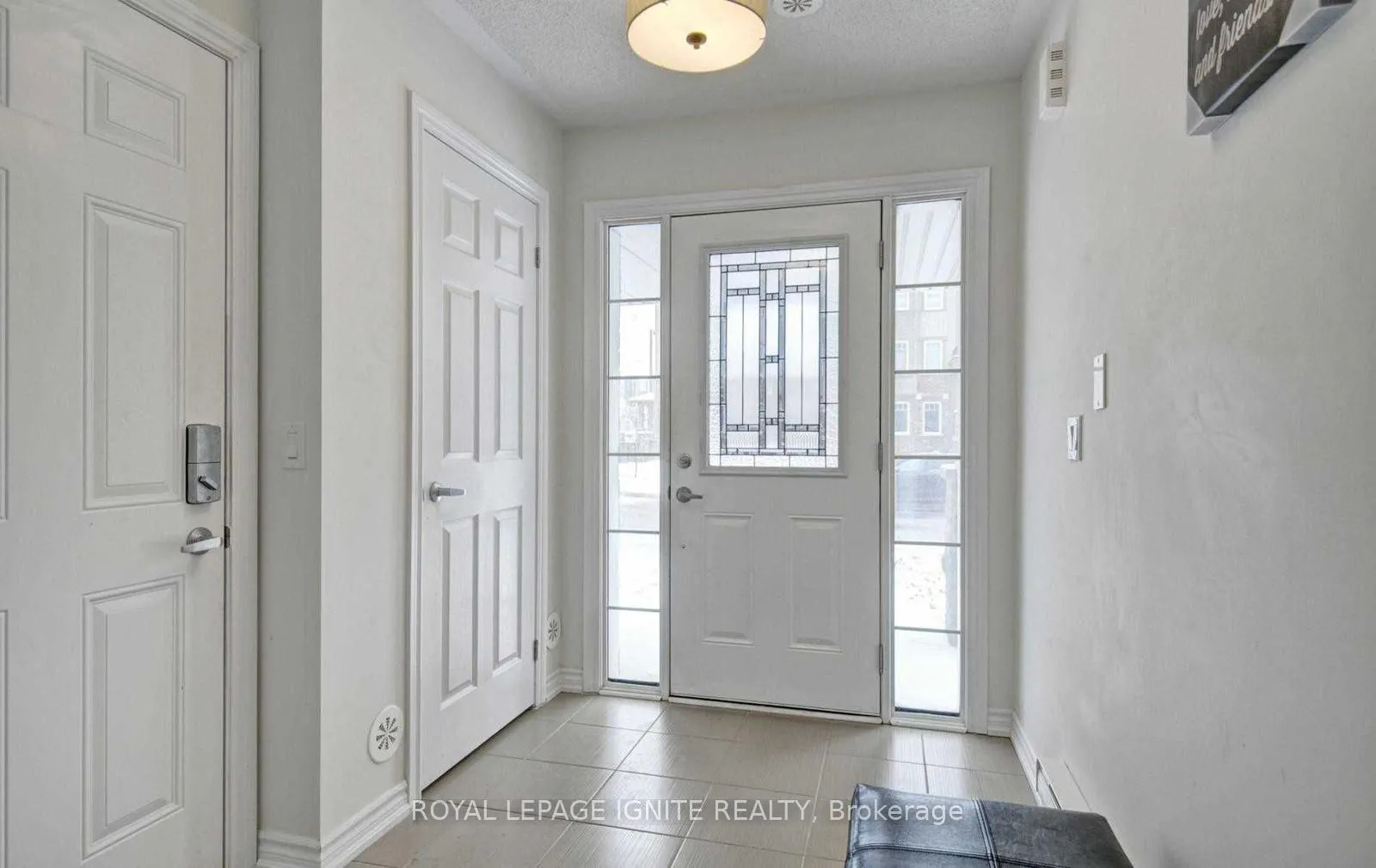 Photo 2 of 57 Far North Court, Oshawa, Windfields — HOMEH