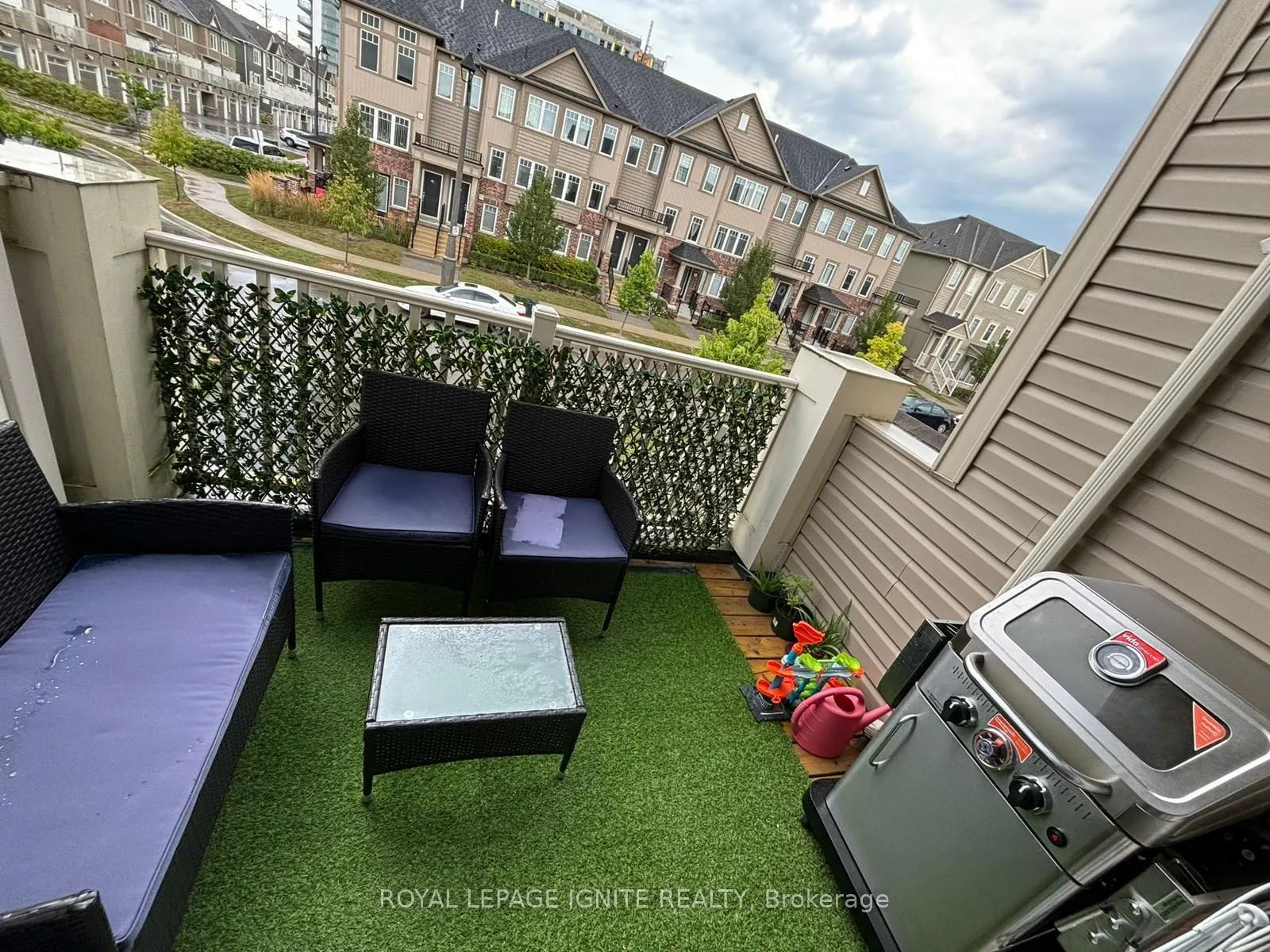 Photo 7 of 57 Far North Court, Oshawa, Windfields — HOMEH