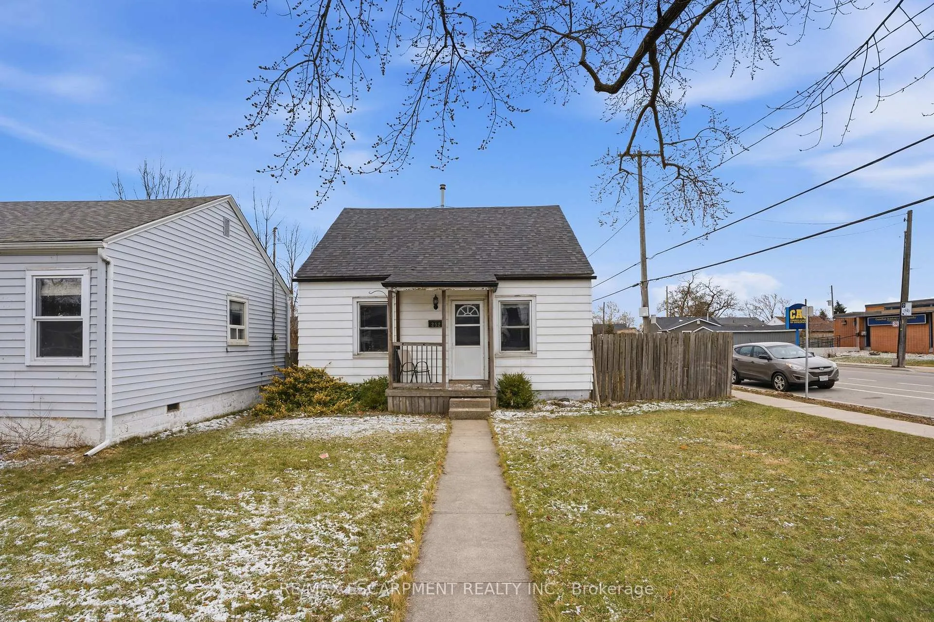 Photo 1 of 252 Ivon Avenue, Hamilton, Normanhurst — HOMEH