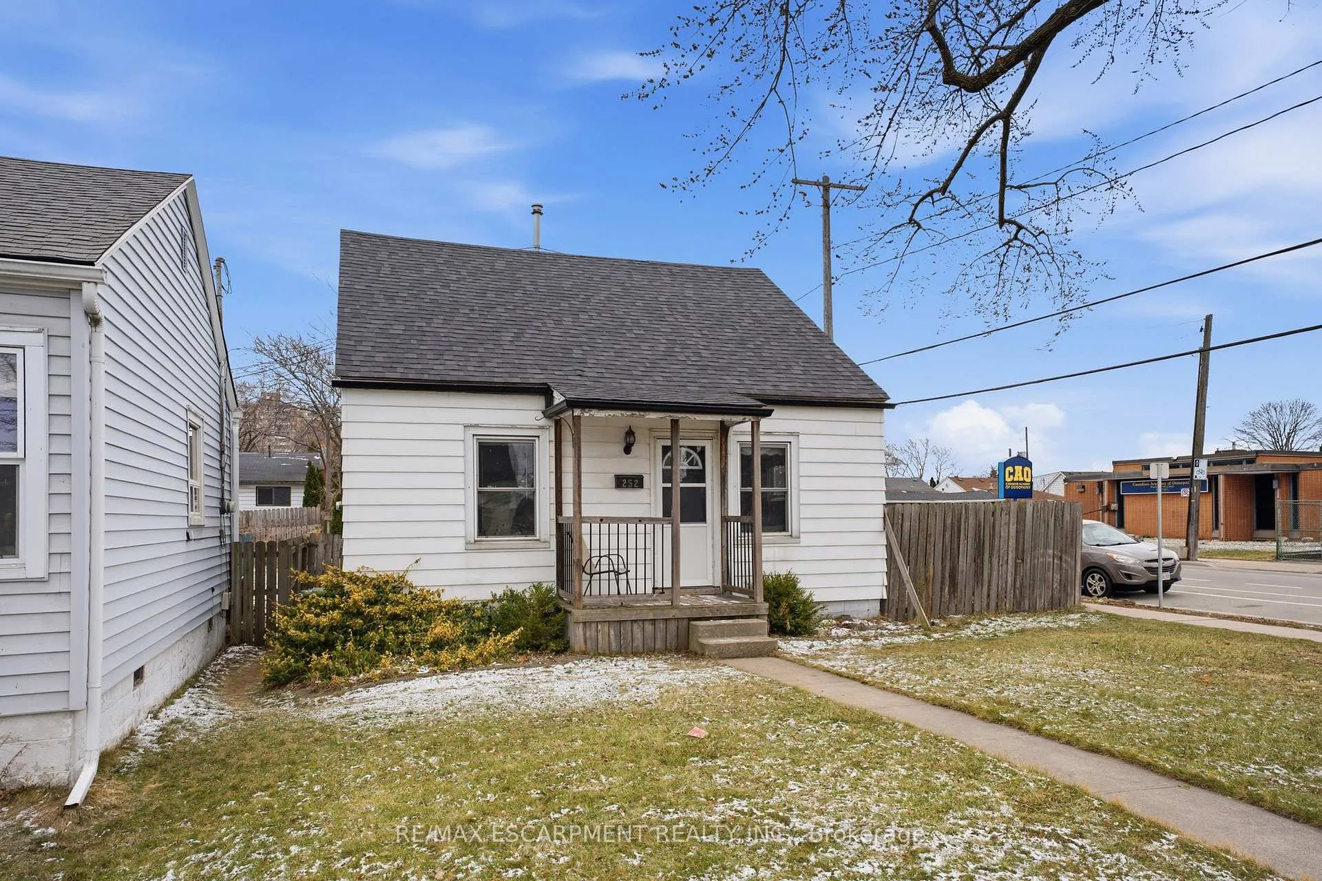Photo 2 of 252 Ivon Avenue, Hamilton, Normanhurst — HOMEH