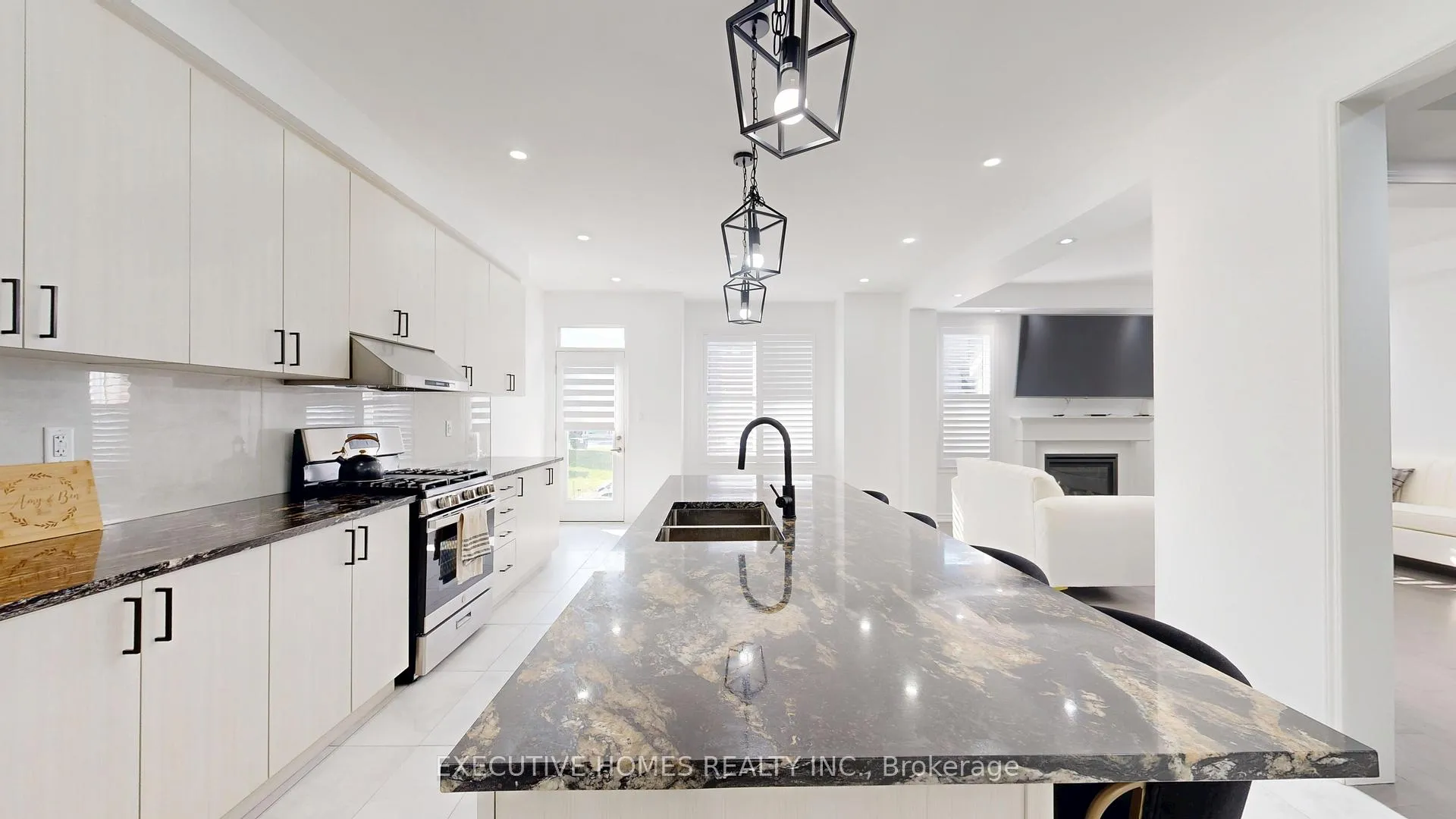 Photo 9 of 2885 Foxden Square, Pickering, Rural Pickering — HOMEH