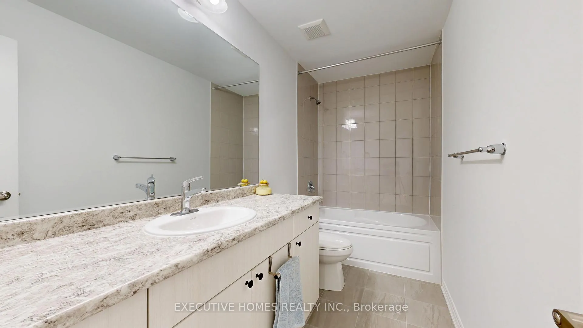Photo 27 of 2885 Foxden Square, Pickering, Rural Pickering — HOMEH