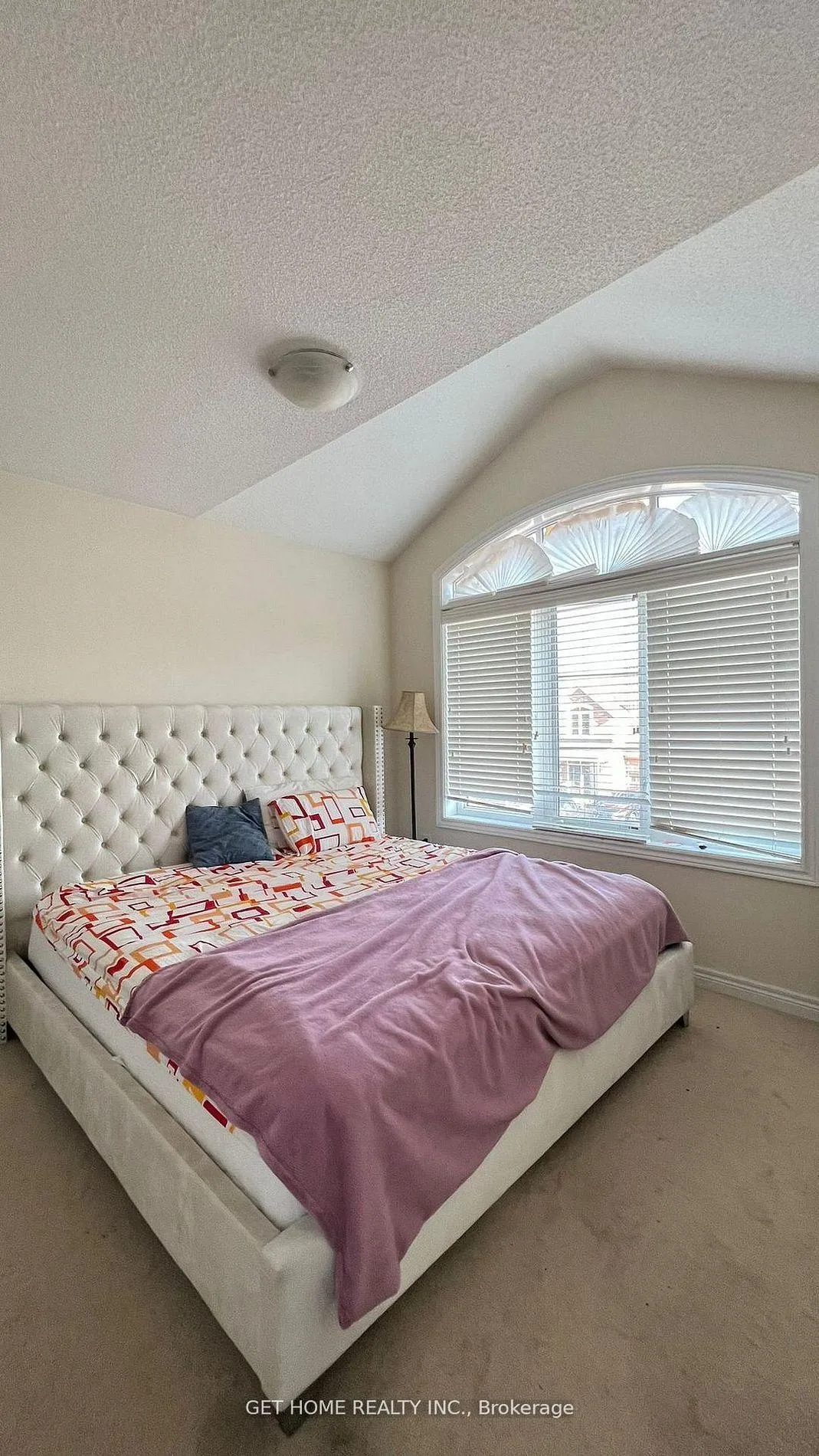 Photo 14 of 20 Swanton Road W, Brampton, Credit Valley — HOMEH