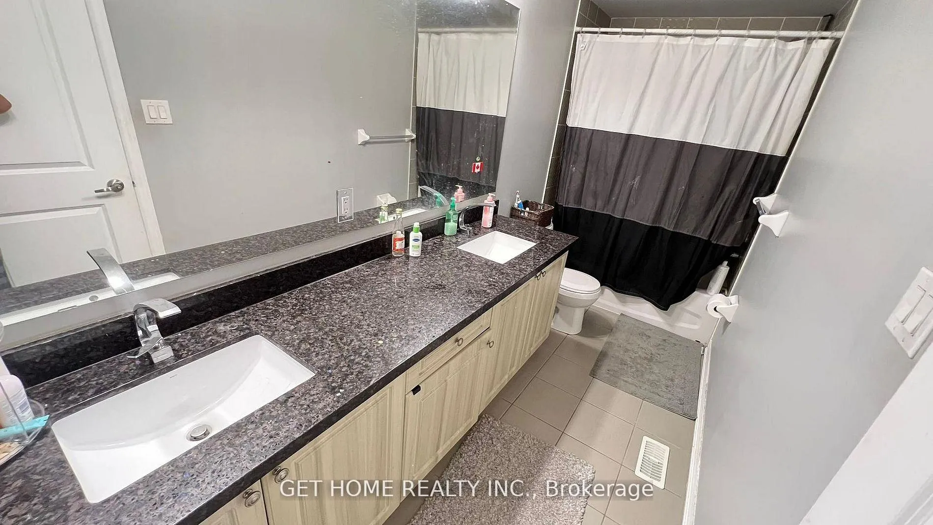 Photo 17 of 20 Swanton Road W, Brampton, Credit Valley — HOMEH