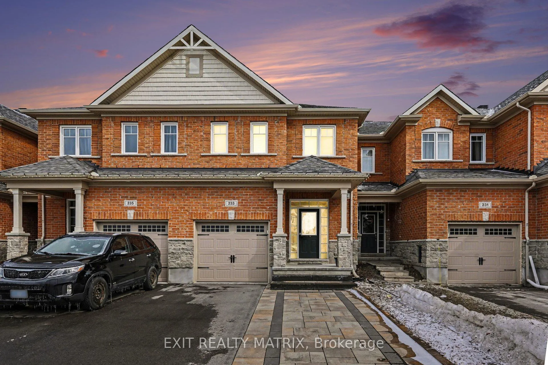Photo 2 of 233 Losino Crescent, Ottawa, Kanata - Emerald Meadows/Trailwest — HOMEH