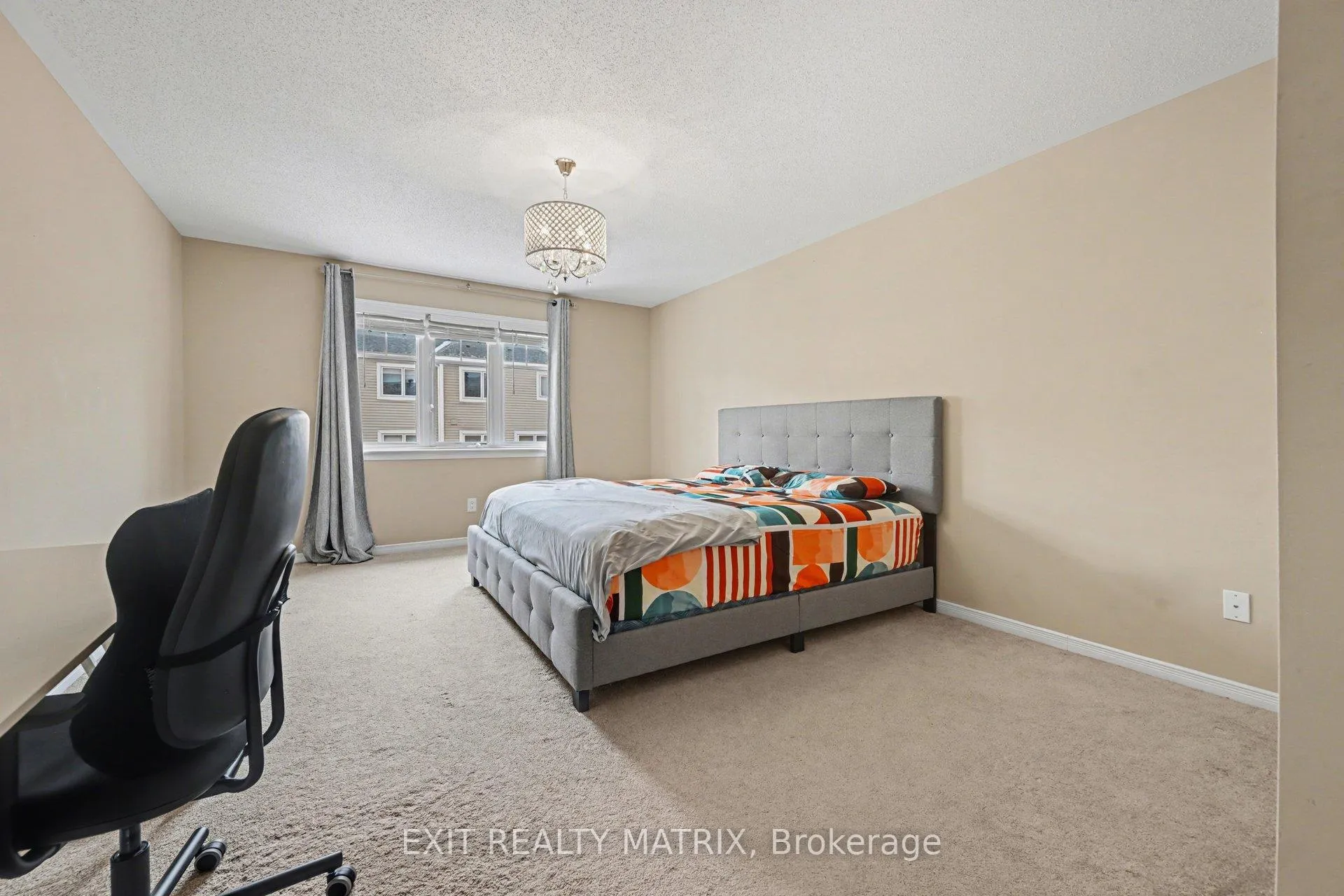 Photo 15 of 233 Losino Crescent, Ottawa, Kanata - Emerald Meadows/Trailwest — HOMEH