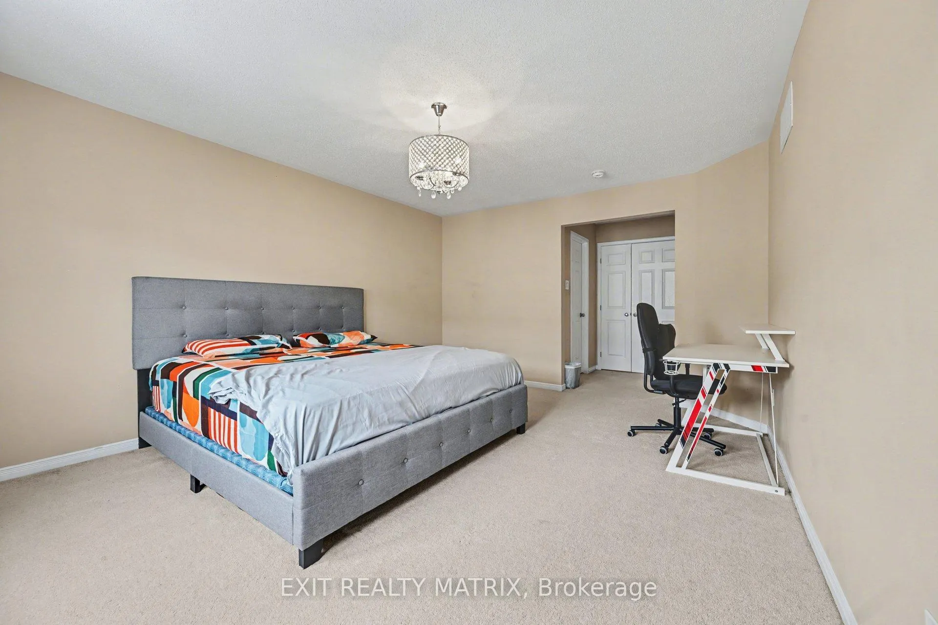 Photo 19 of 233 Losino Crescent, Ottawa, Kanata - Emerald Meadows/Trailwest — HOMEH