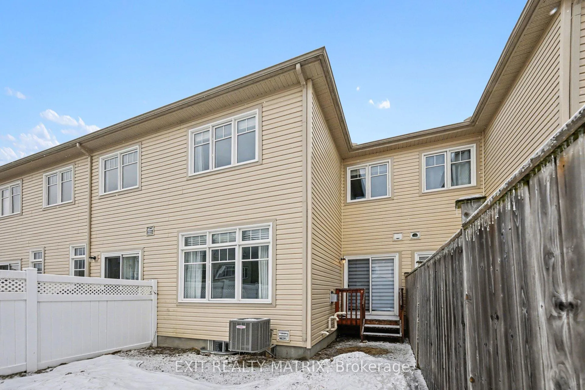 Photo 28 of 233 Losino Crescent, Ottawa, Kanata - Emerald Meadows/Trailwest — HOMEH