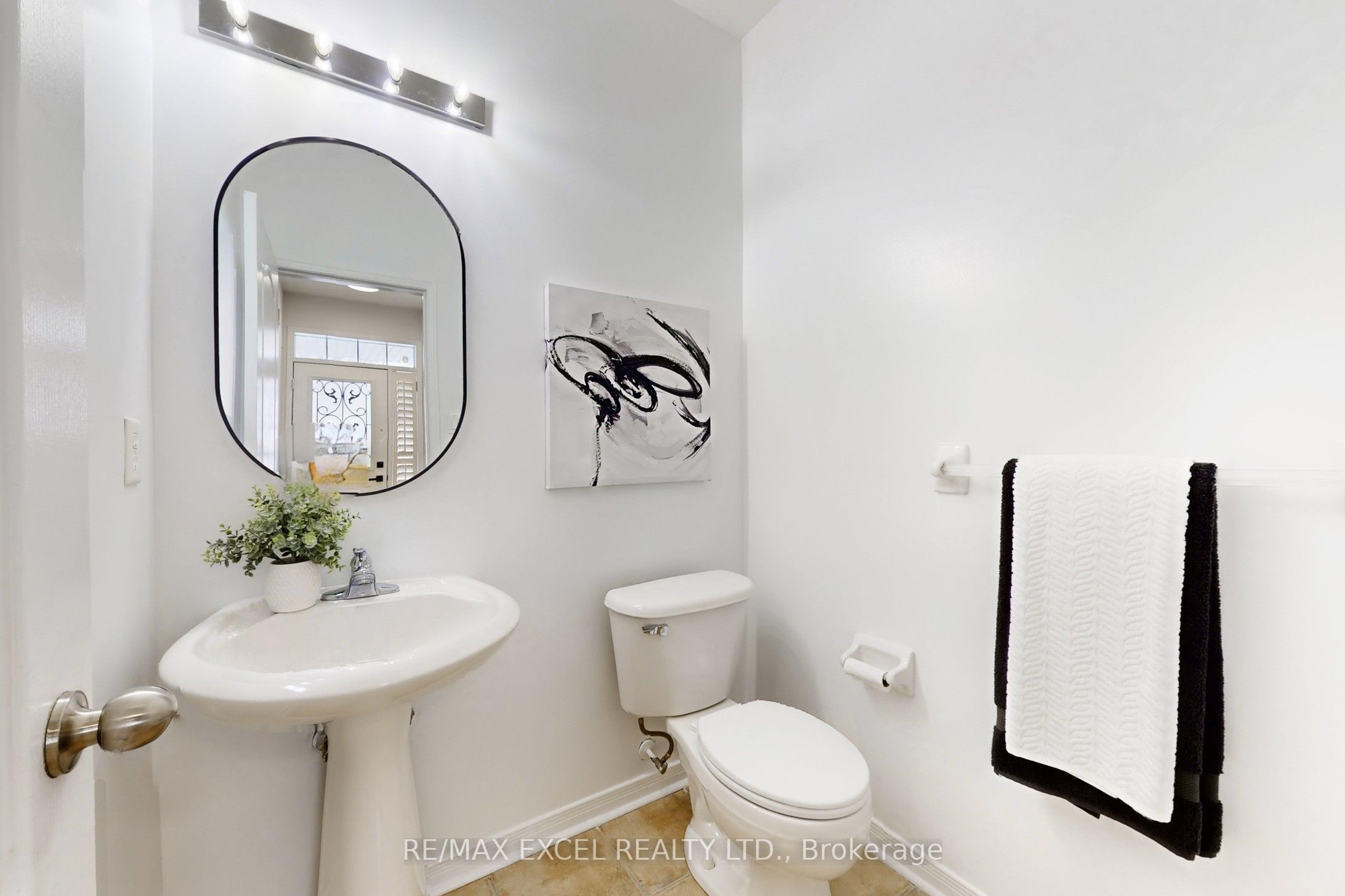 Photo 13 of 43 Evaridge Drive, Markham, Cornell — HOMEH
