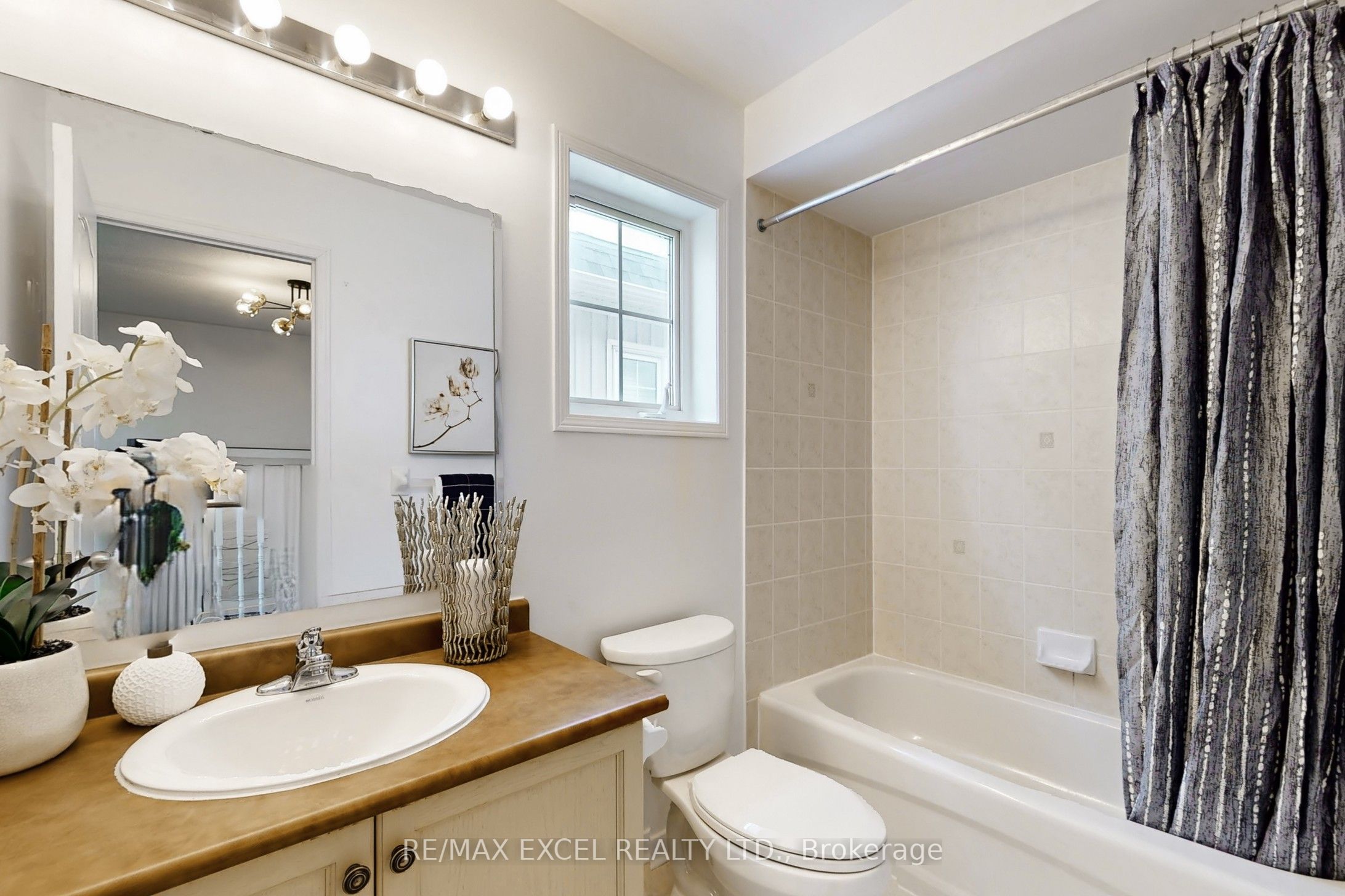 Photo 24 of 43 Evaridge Drive, Markham, Cornell — HOMEH