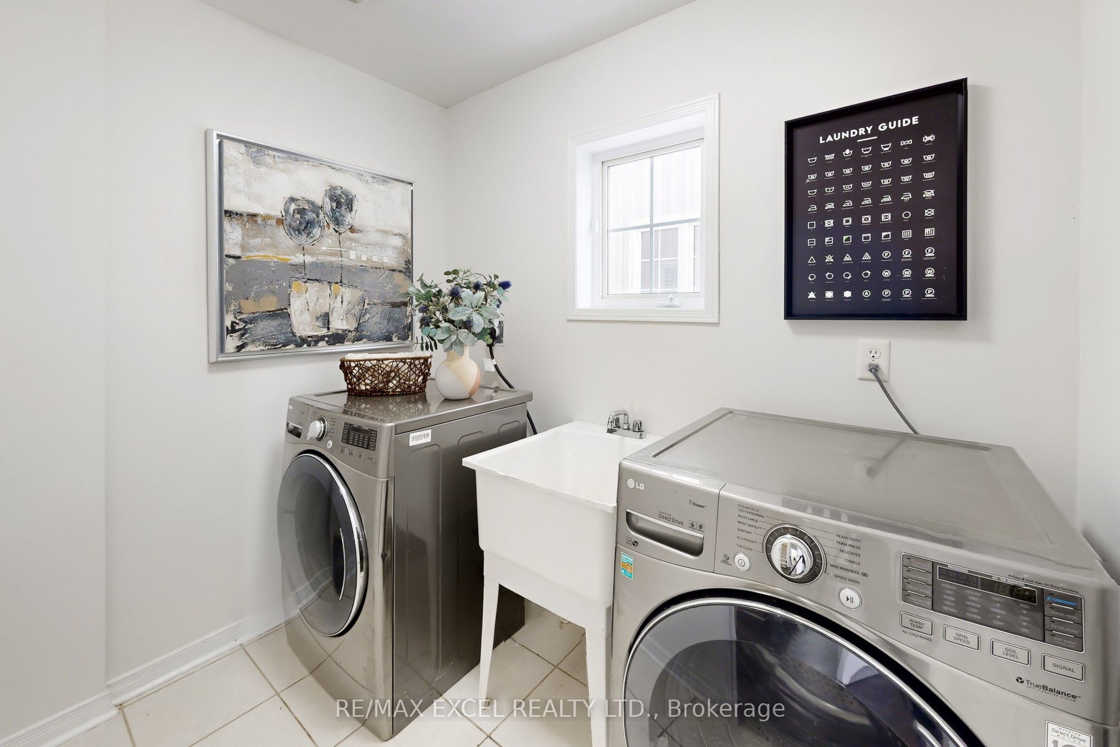 Photo 14 of 43 Evaridge Drive, Markham, Cornell — HOMEH